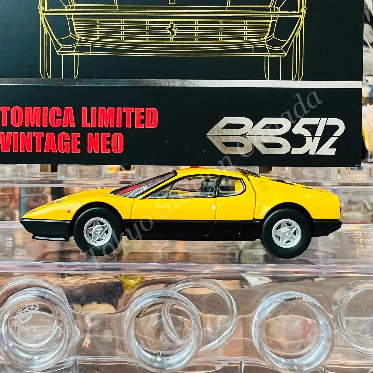 TOMYTEC Tomica Limited Vintage NEO 1/64 LV-N Ferrari 512 BB Yellow / Black 4543736320050 - Image 3