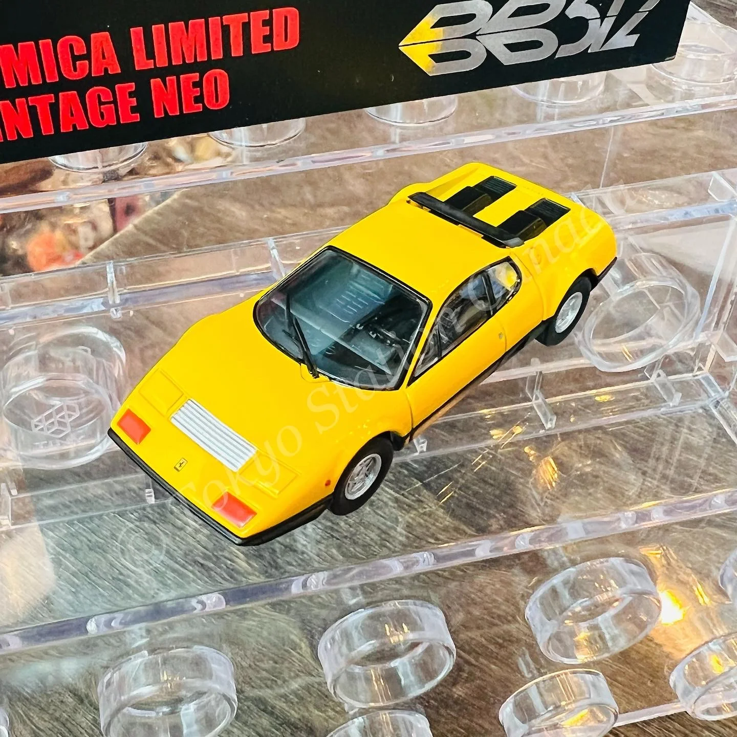 TOMYTEC Tomica Limited Vintage NEO 1/64 LV-N Ferrari 512 BB Yellow / Black 4543736320050 - Image 4