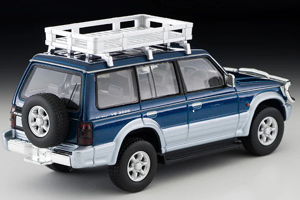 Tomytec Tomica Limited Vintage Neo 1/64 Mitsubishi Pajero Midroof Wide VR with Optional Parts 1994 Blue/Silver LV-N206a - Image 2
