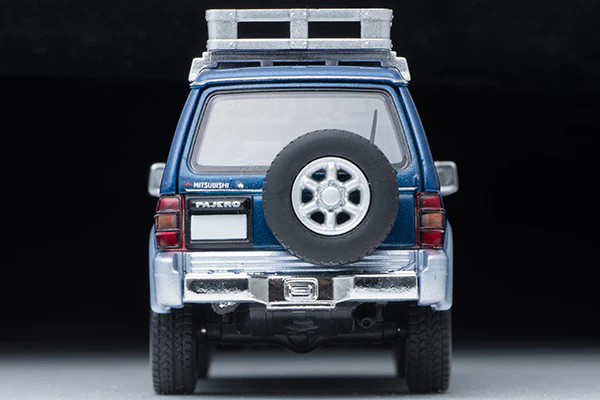 Tomytec Tomica Limited Vintage Neo 1/64 Mitsubishi Pajero Midroof Wide VR with Optional Parts 1994 Blue/Silver LV-N206a - Image 4
