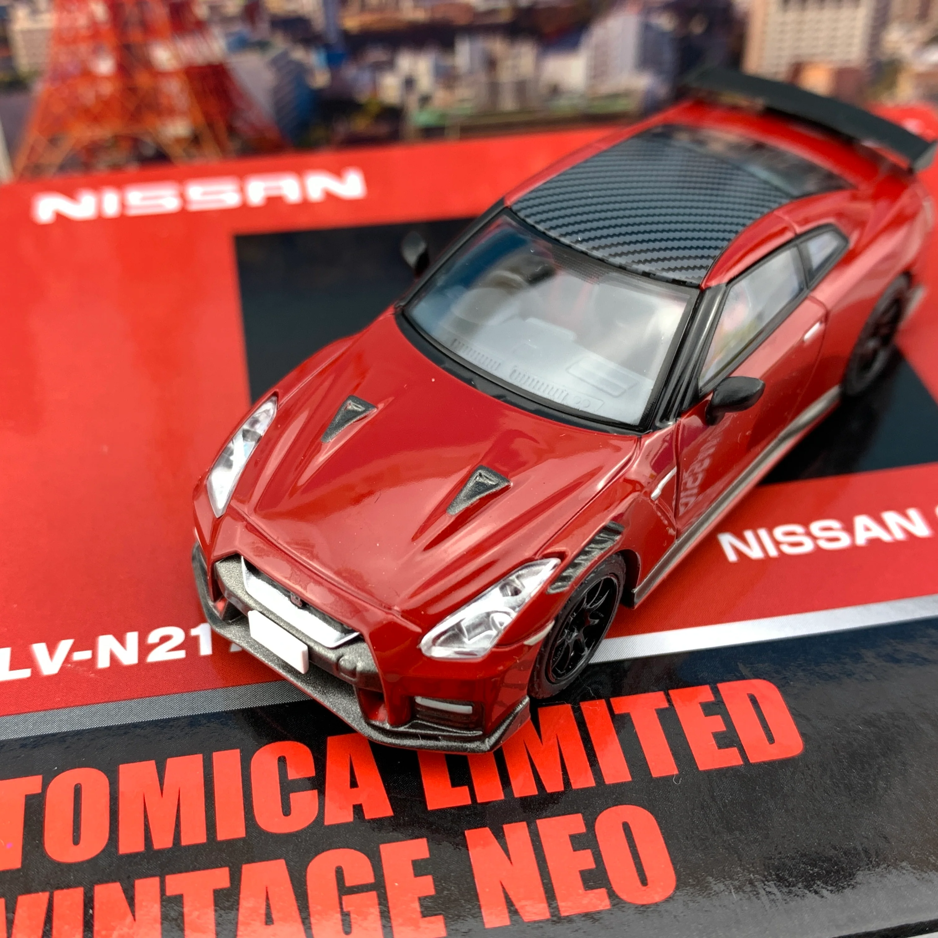 Tomytec Tomica Limited Vintage Neo 1/64 Nissan GTR NISMO 2020 Red LV-N217b - Image 3