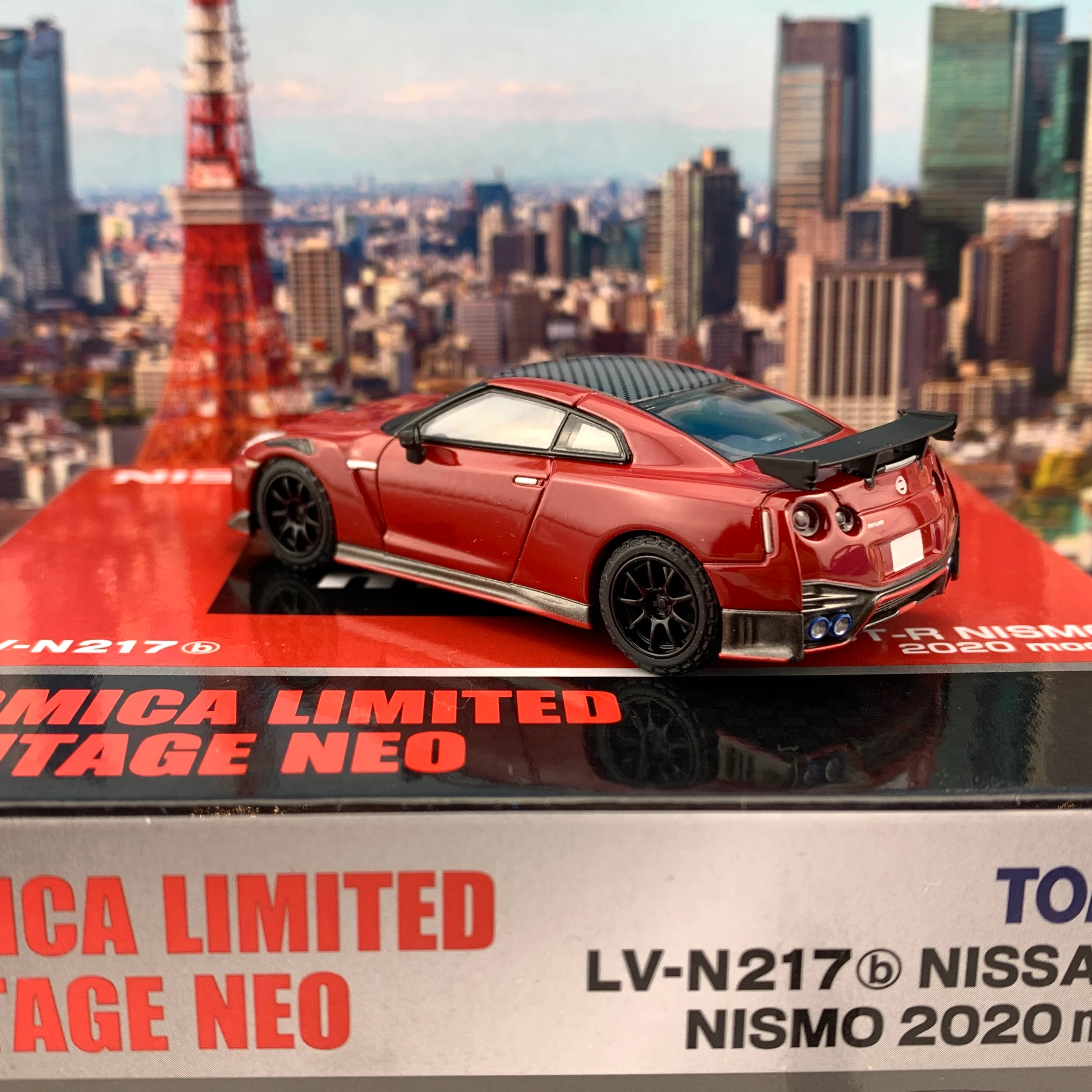 Tomytec Tomica Limited Vintage Neo 1/64 Nissan GTR NISMO 2020 Red LV-N217b - Image 4
