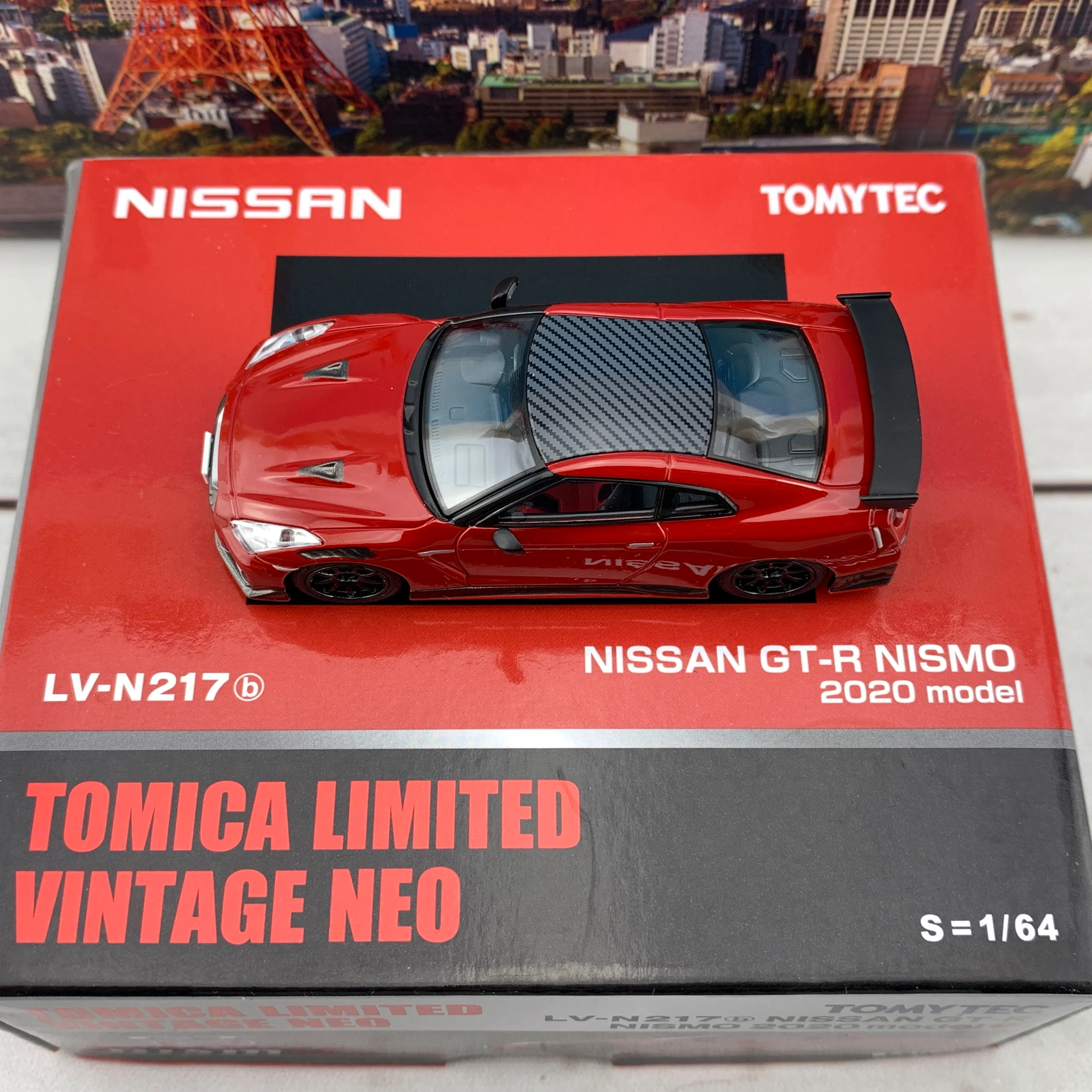 Tomytec Tomica Limited Vintage Neo 1/64 Nissan GTR NISMO 2020 Red LV-N217b - Image 5