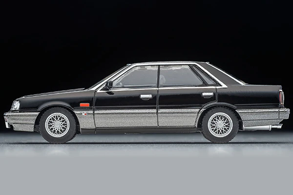 TOMYTEC Tomica Limited Vintage Neo 1/64 NISSAN SKYLINE 4 DOOR HT GTS TWINCAM 24V (BLACK/SILVER) 1986 LV-N282b - Image 4
