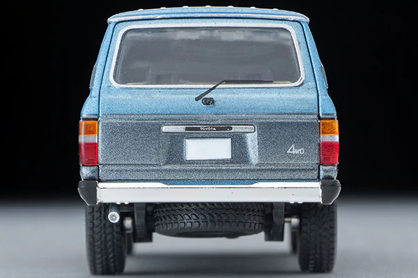 TOMYTEC Tomica Limited Vintage Neo 1/64 Toyota Land Cruiser 60 North American specification (light blue / gray) 1988 LV-N268a - Image 2