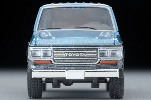 TOMYTEC Tomica Limited Vintage Neo 1/64 Toyota Land Cruiser 60 North American specification (light blue / gray) 1988 LV-N268a - Image 3