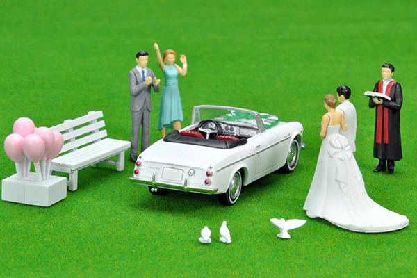 TOMYTEC Tomica Limited Vintage Neo Diocolle 64 Car Snap 13a Wedding - Image 2