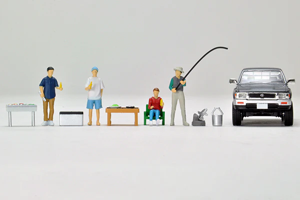 TOMYTEC Tomica Limited Vintage Neo Diocolle 64 Car Snap 14a BBQ2 (Toyota Hilux 4WD included) - Image 3