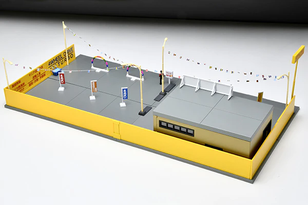 PREORDER TOMYTEC TOMICARAMA VINTAGE 04e Used Car Store "Utilitas"  (Approx. Release Date : FEBRUARY 2023 subject to manufacturer's final decision) - Image 9