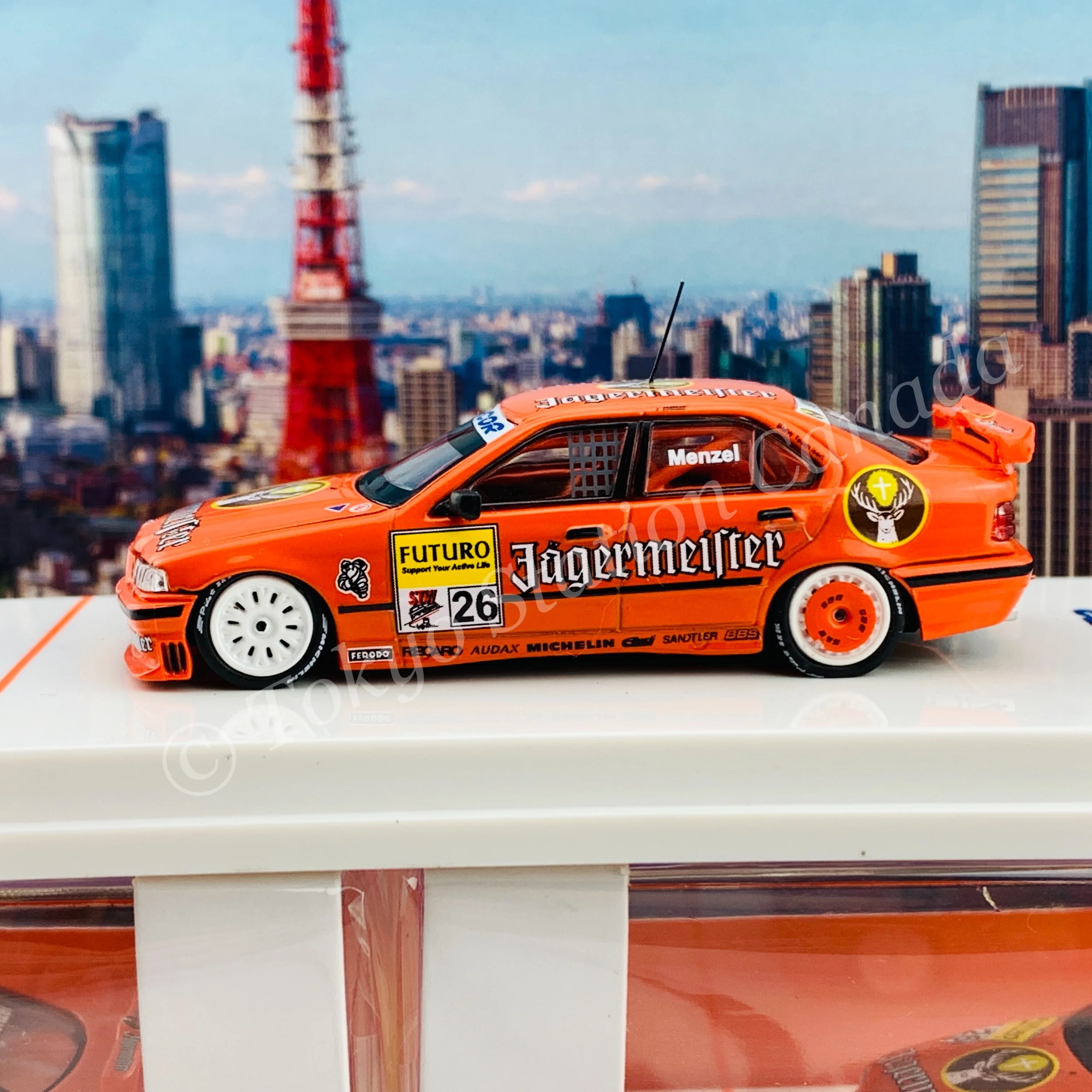WERK83 1/64 BMW 320i STW Christian Menzel WK83-034b - Image 3