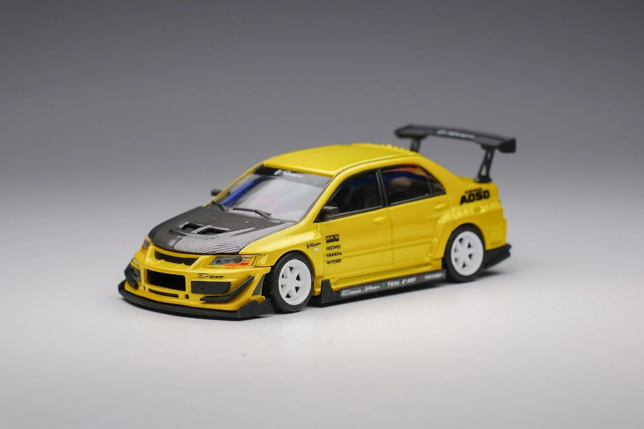 YES & PEAKO64 1/64 VARIS Lancer Evolution IX Yellow Metallic - Image 2