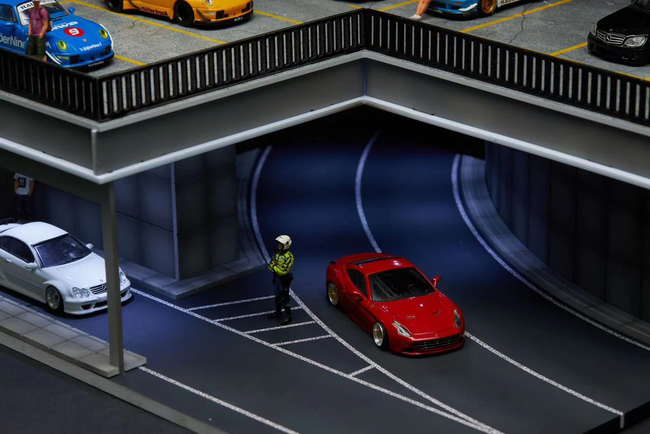 YOU & CAR 1/64 Tunnel Diorama - Image 6