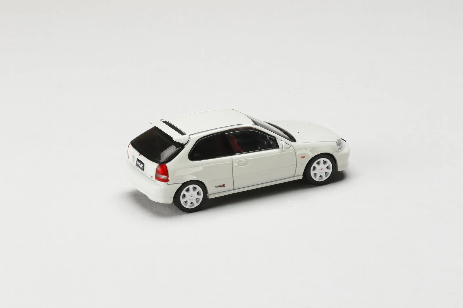 JDM64 by HOBBY JAPAN 1/64 Honda CIVIC TYPE R (EK9) - Championship White HJDM001-1 - Image 4