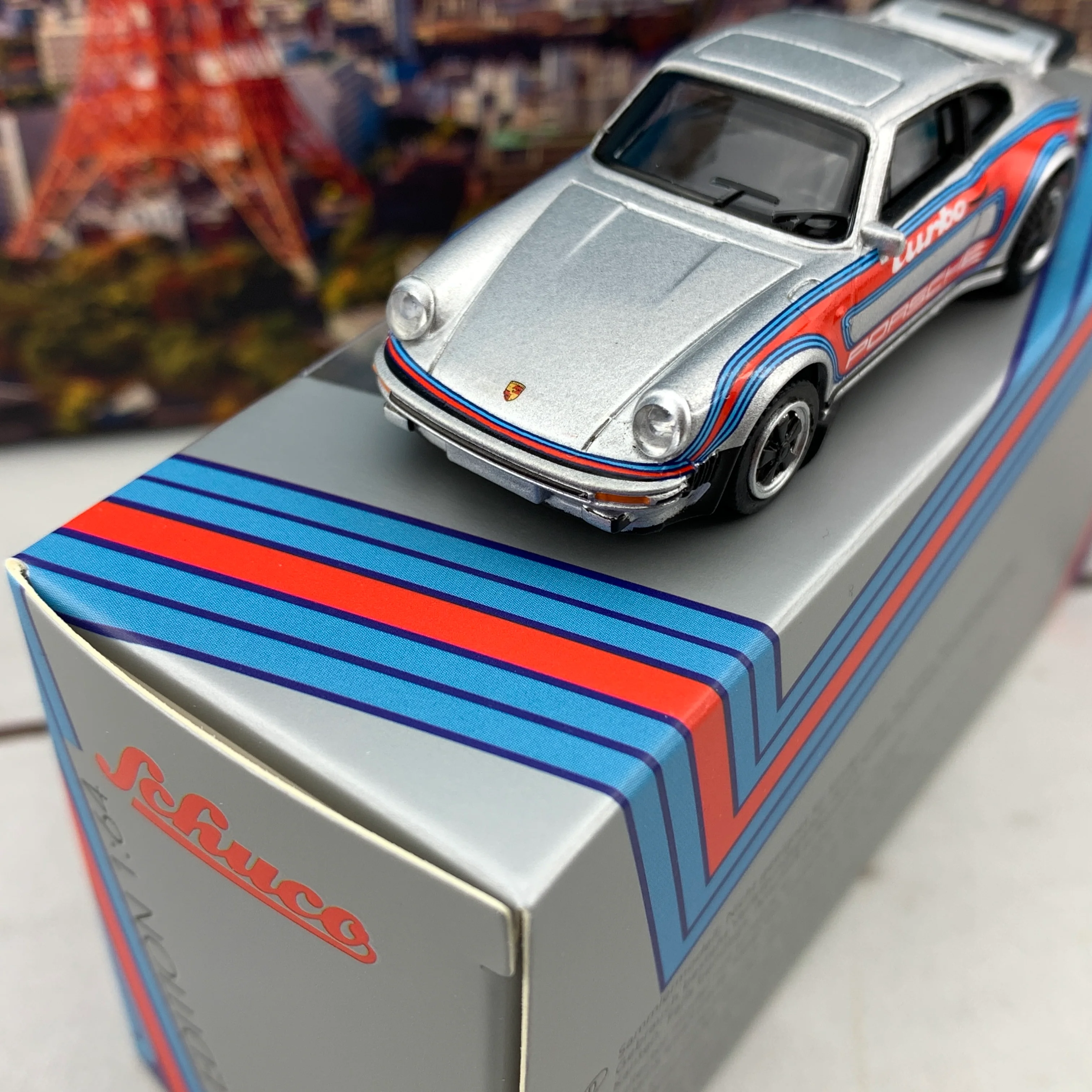 Schuco 1/64 Porsche 911 (930) Turbo Hong Kong Exclusive 452025000 - Image 3