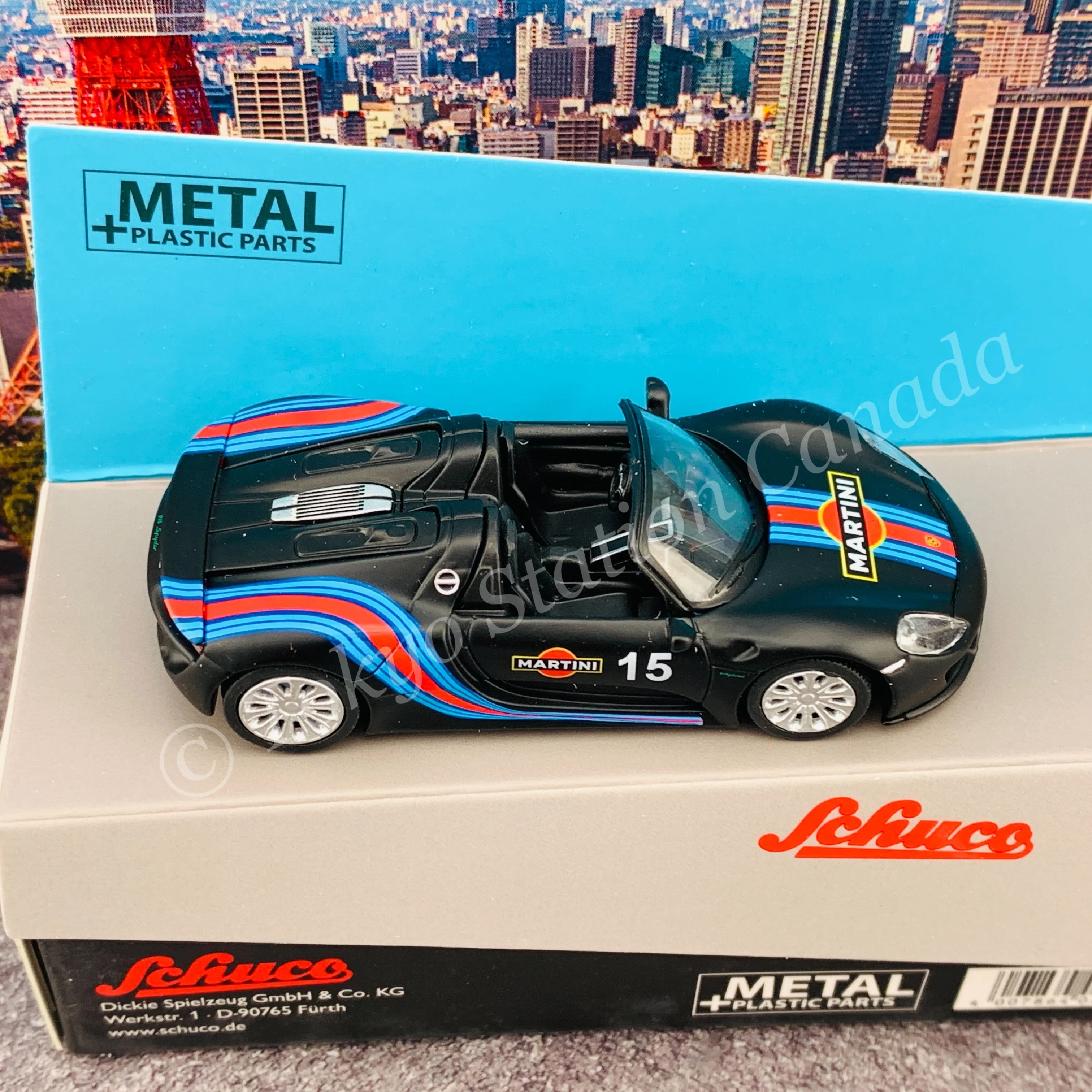 Schuco 1/64 Porsche 918 Spyder Martini Black  Hong Kong Limited Edition  452021000 - Image 4