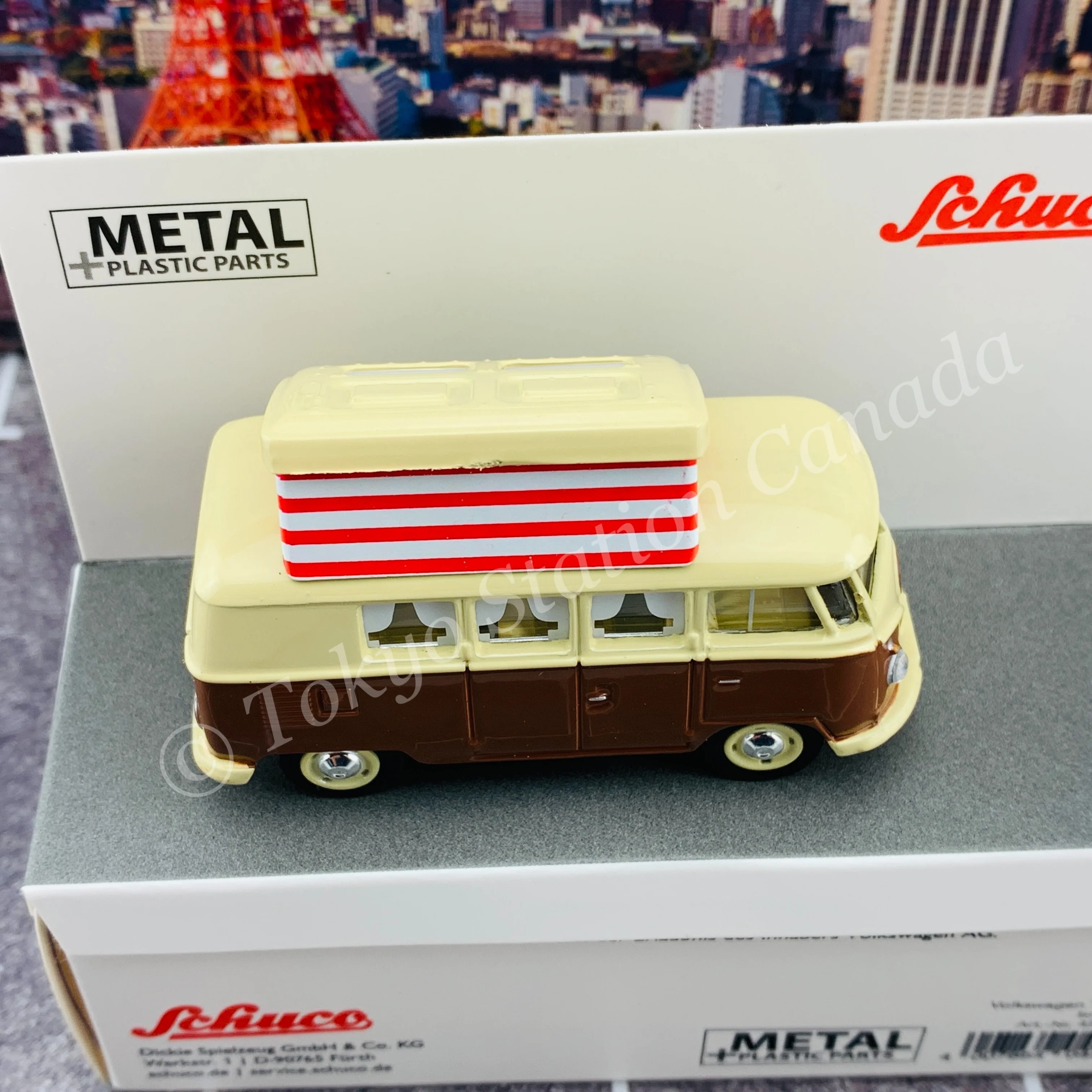 Schuco 1/64 Volkswagen T1 Camper 452026600 - Image 4