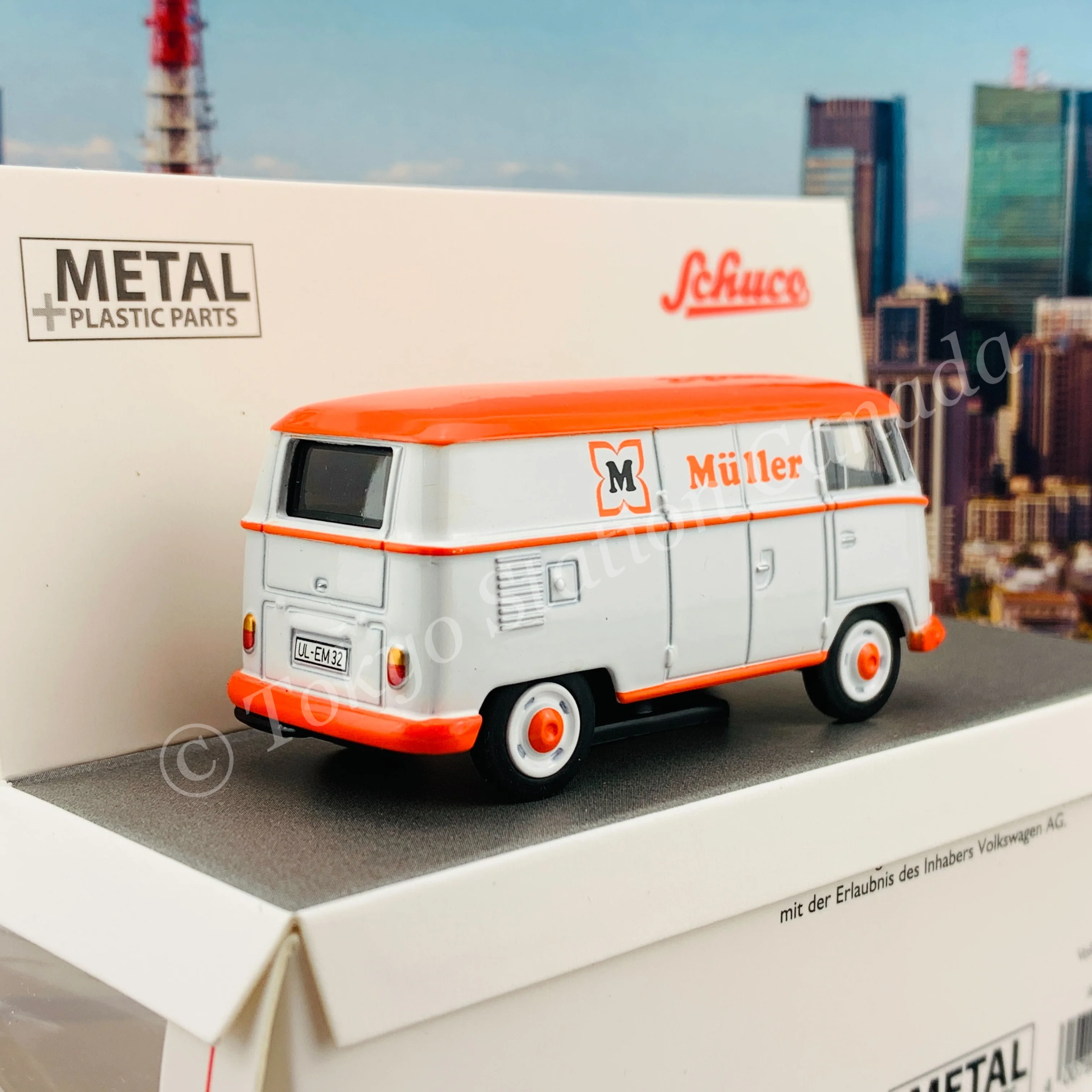 Schuco 1/64 Volkswagen T1 Kasten Muller 452030500 - Image 4