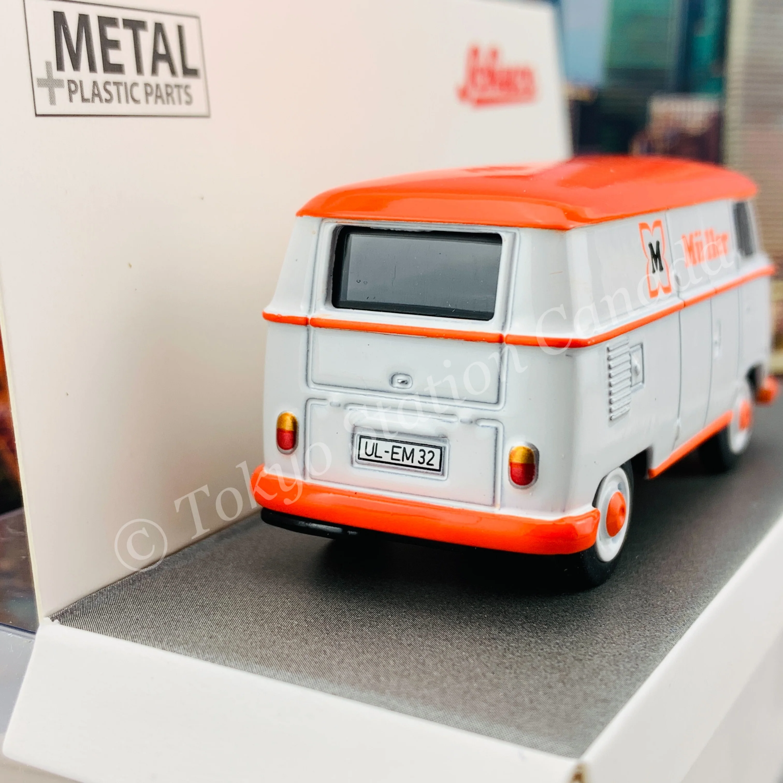 Schuco 1/64 Volkswagen T1 Kasten Muller 452030500 - Image 5