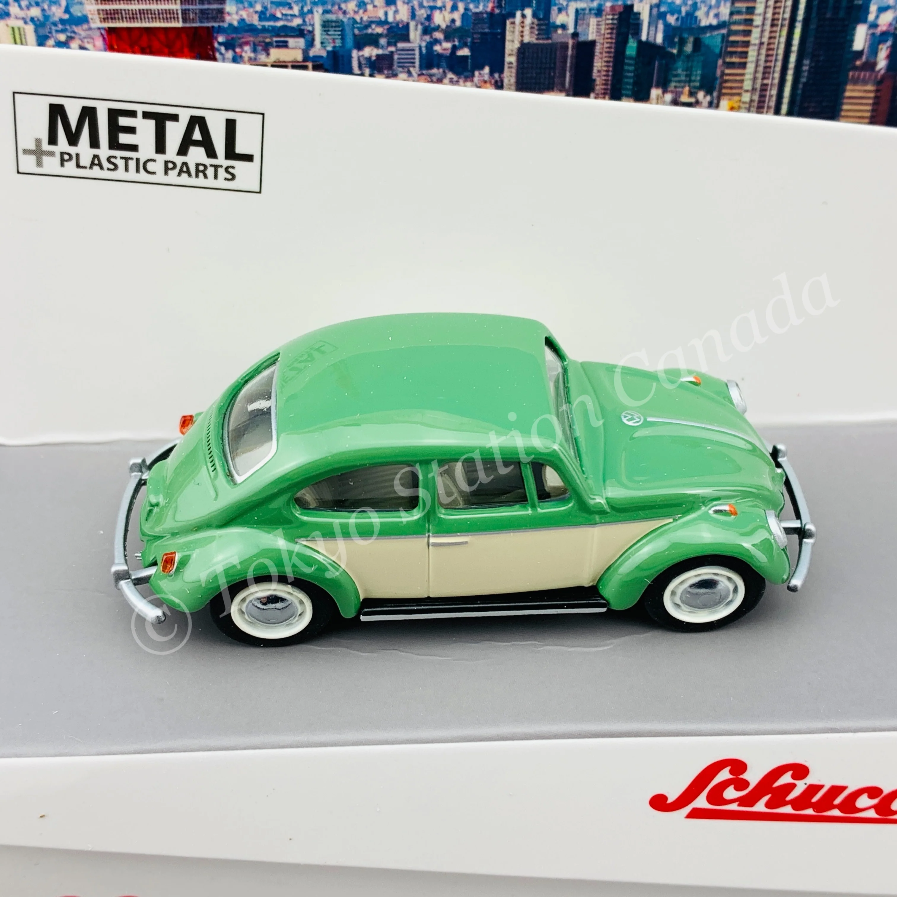 Schuco 1/64 VW Kafer (Beetle) Green/Beige 452016800 - Image 3