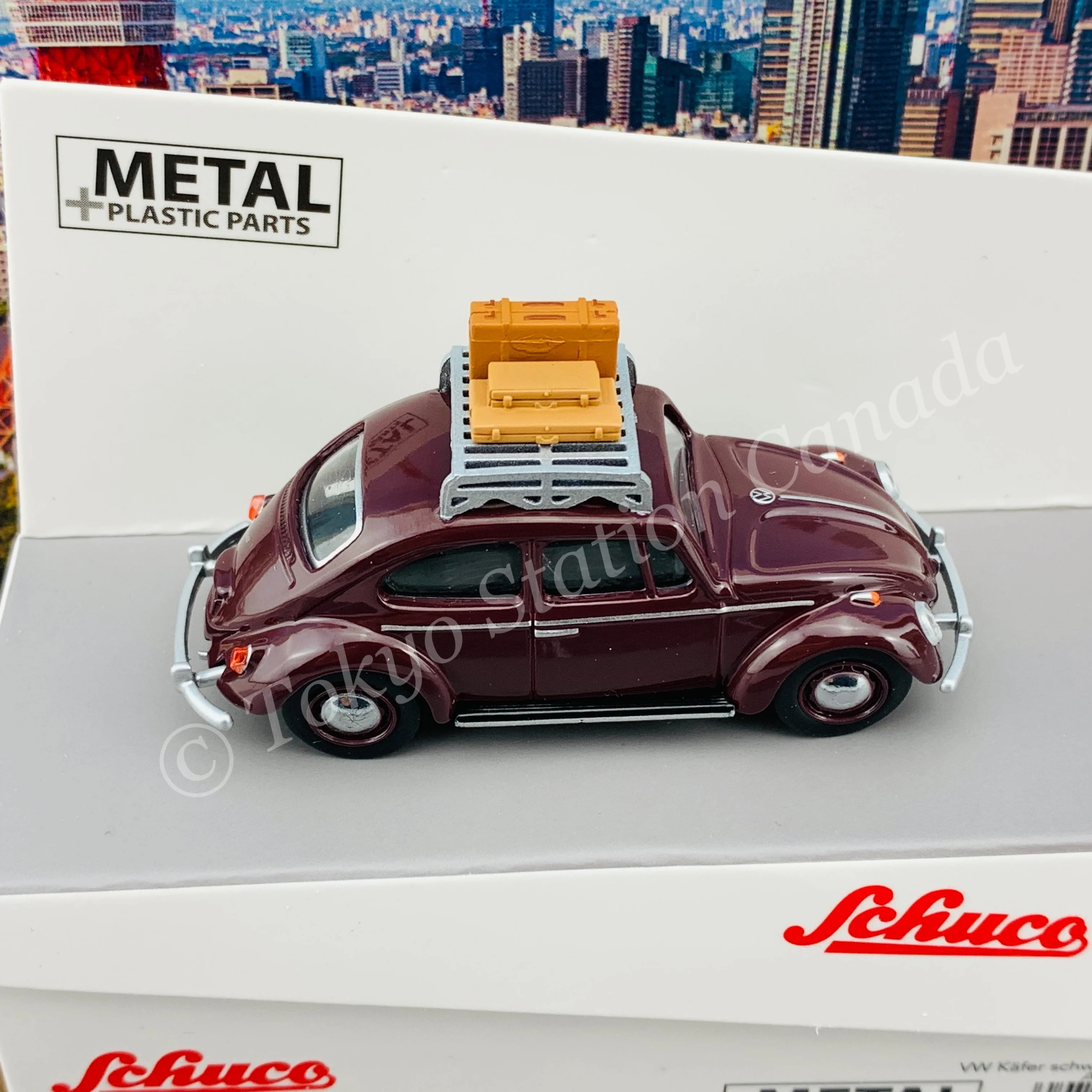 Schuco 1/64 VW Käfer (Beetle) with Roof Rack and Baggage 452017000 - Image 3