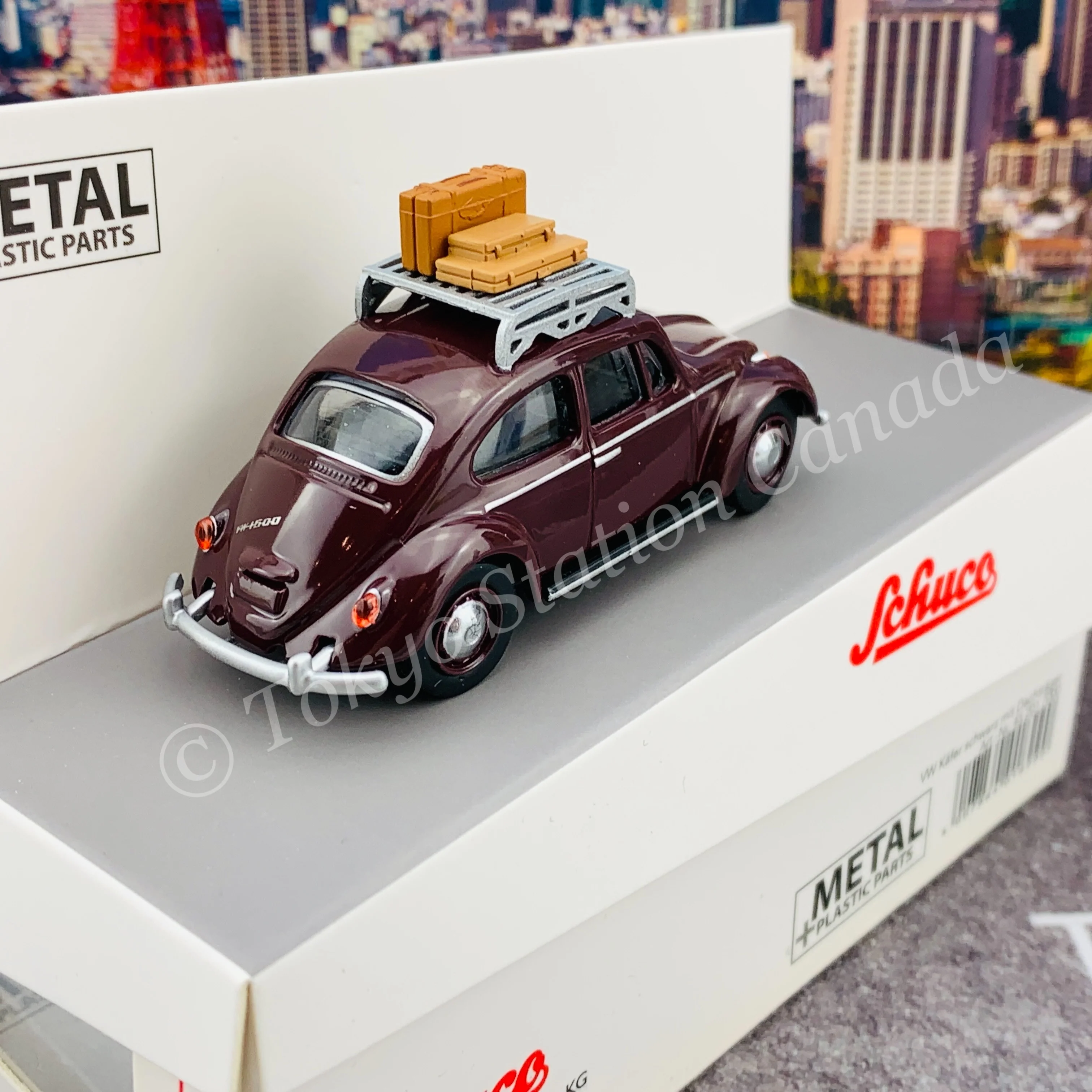 Schuco 1/64 VW Käfer (Beetle) with Roof Rack and Baggage 452017000 - Image 4
