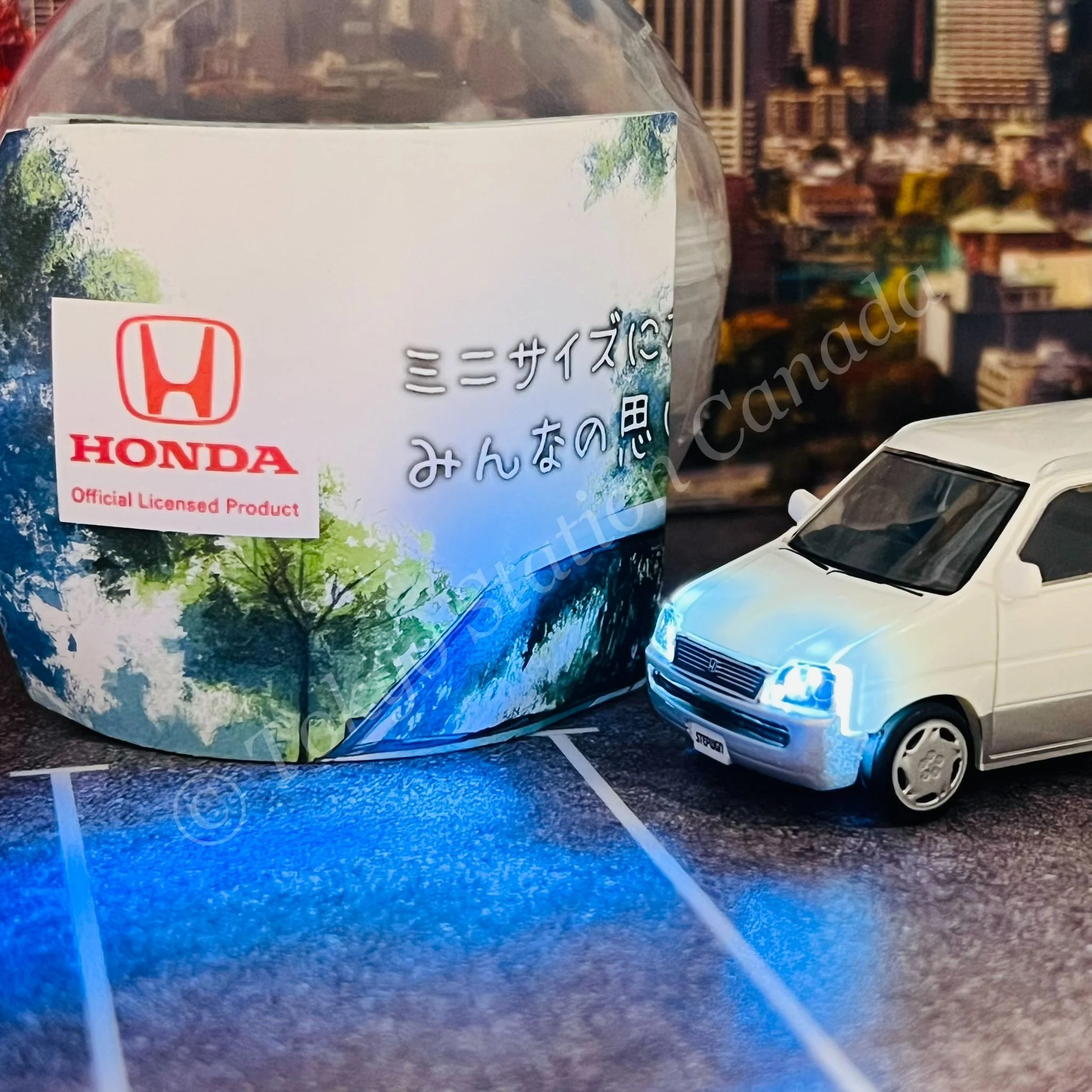 SO-TA Capsule Figure Vehicle Honda STEPWGN with Light - White - Image 2