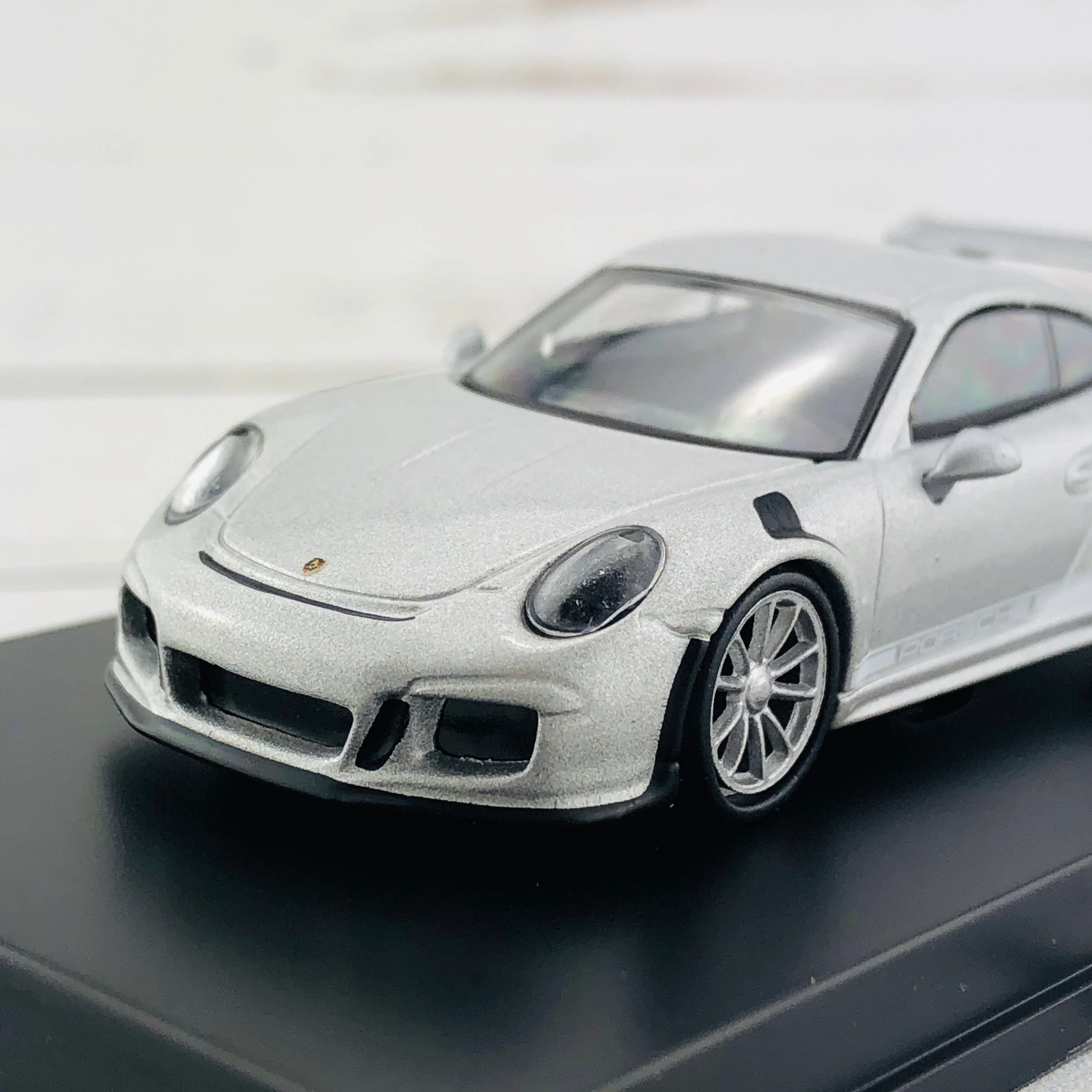 Sparky 1/64 Porsche 911 GT3 2016 Silver Y074 - Image 3