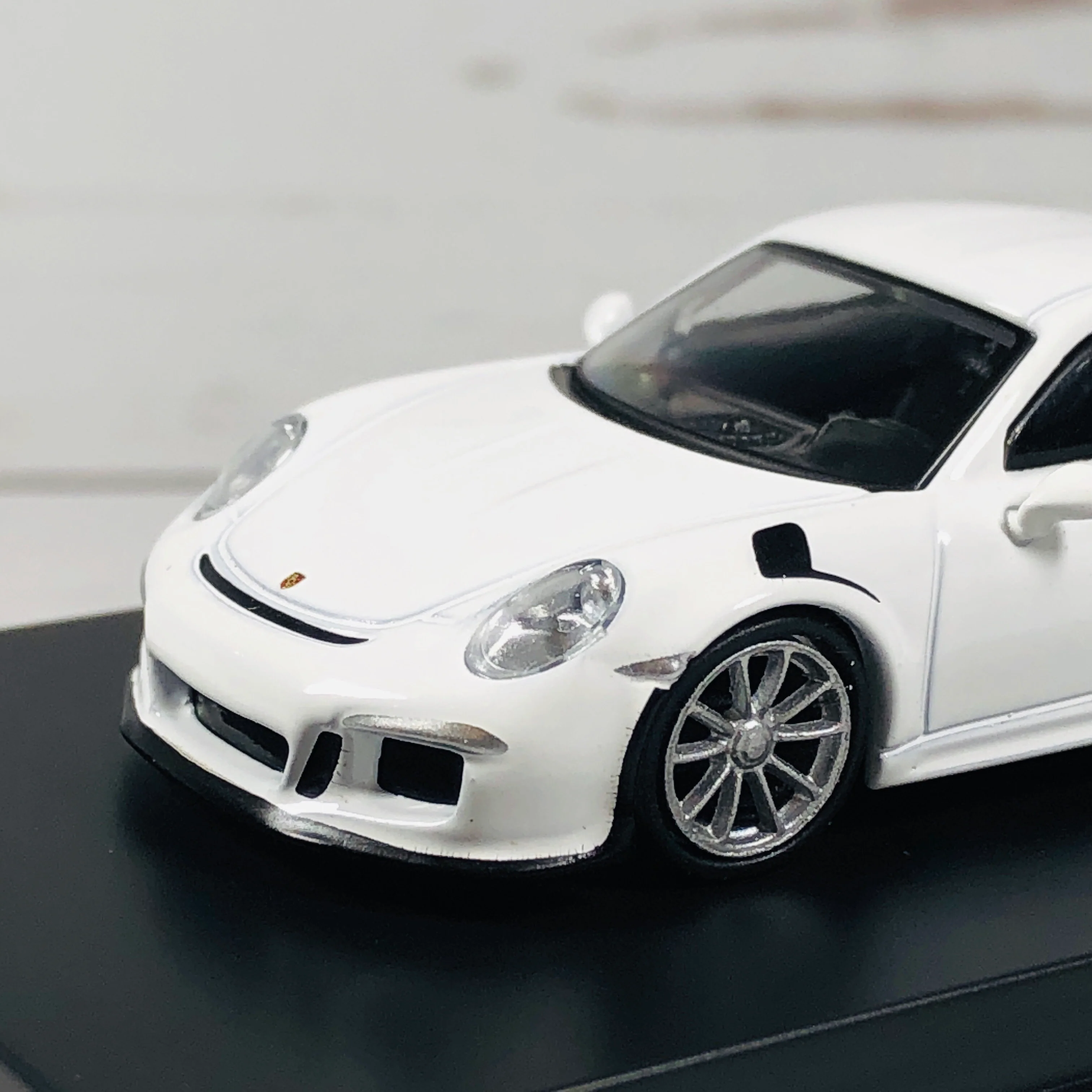 Sparky 1/64 Porsche 911 GT3 RS 2016 White Y070 - Image 3