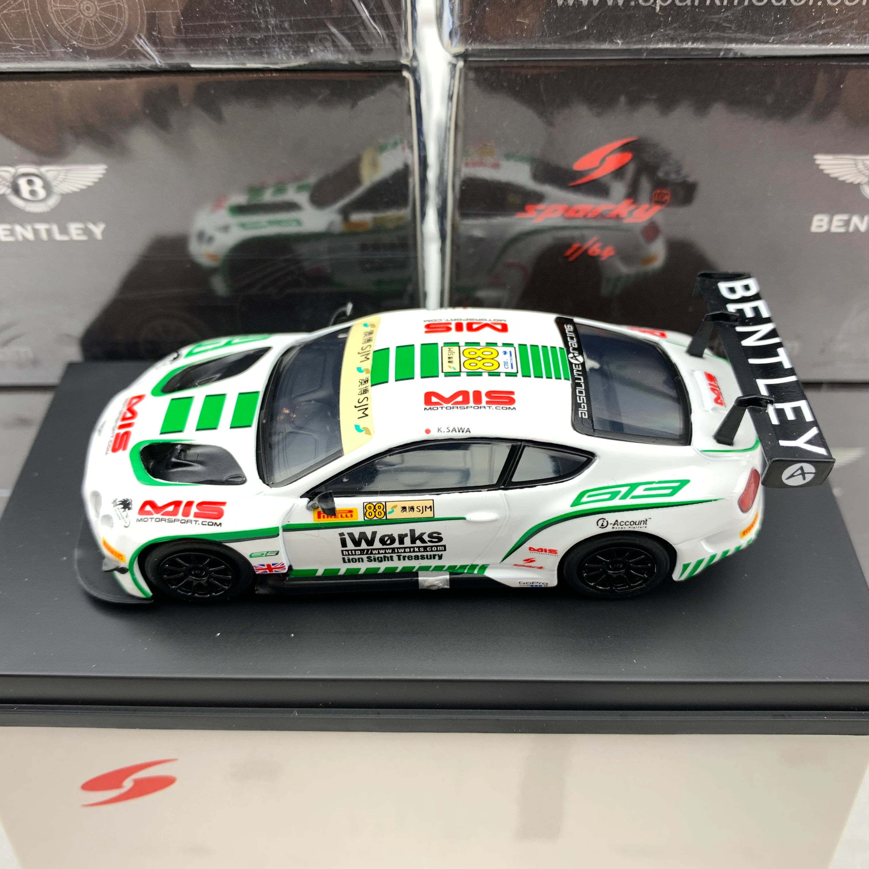 Sparky 1/64 BENTLEY CONTINENTAL GT3 NO.88 MACAU GP FIA GT WORLD CUP 2015 BENTLEY TEAM ABSOLUTE KEITA SAWA Y103 - Image 3