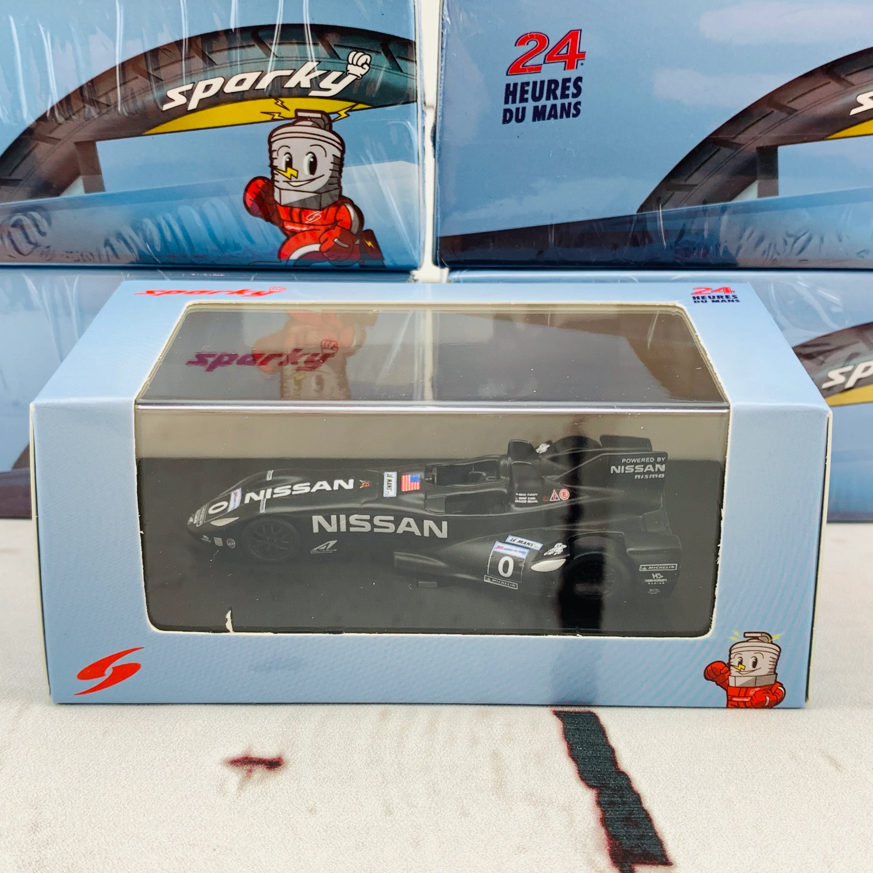 Sparky 1/64 DELTAWING-NISSAN NO.0 HIGHCROFT RACING 24H LE MANS 2012 M. FRANCHITTI - M. KRUMM - S. MOTOYAMA Y102 - Image 4