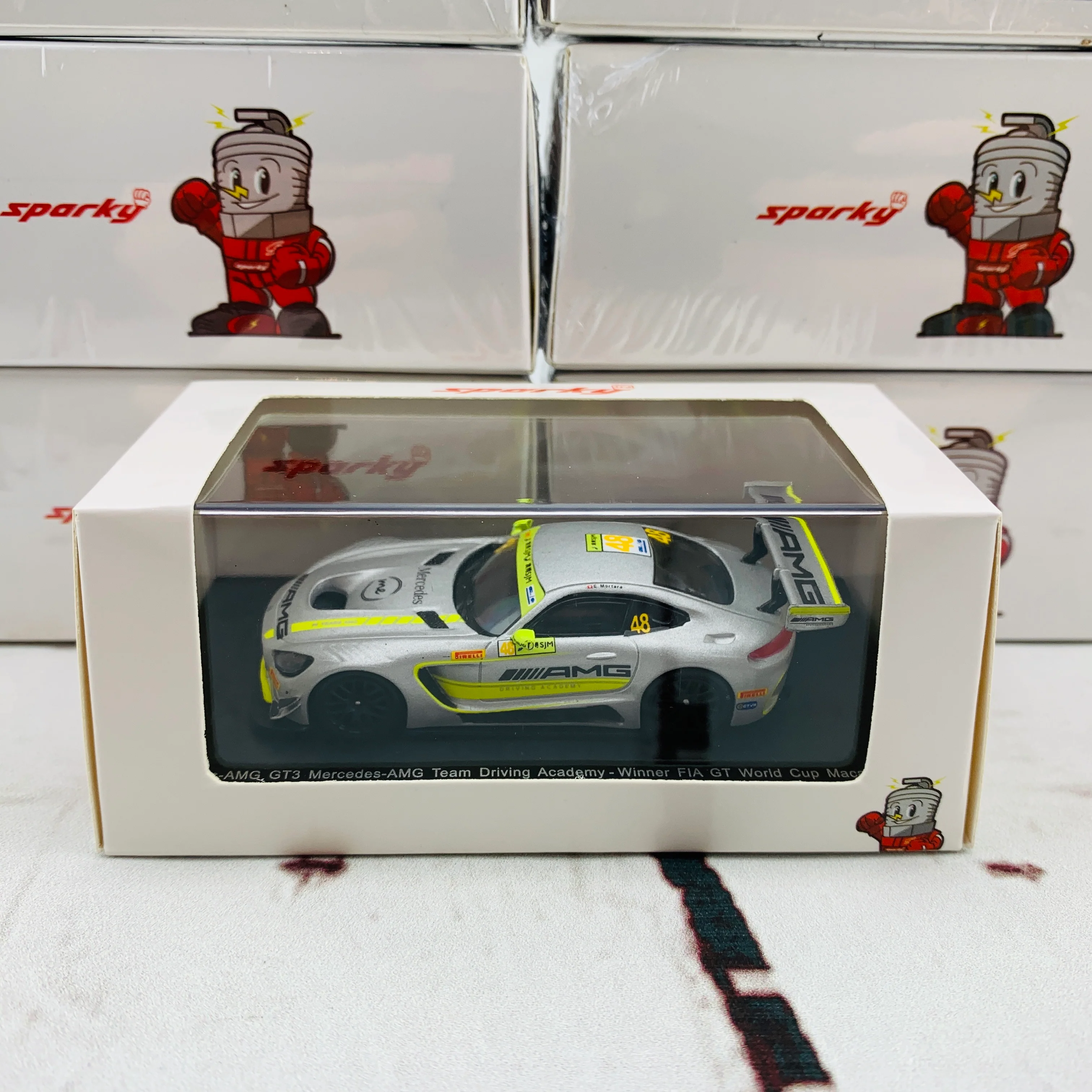 Sparky 1/64 Mercedes-AMG GT3 Mercedes-AMG Team Driving Academy - Winner FIA GT World Cup Macau 2017 Edoardo Mortara Y157 - Image 4