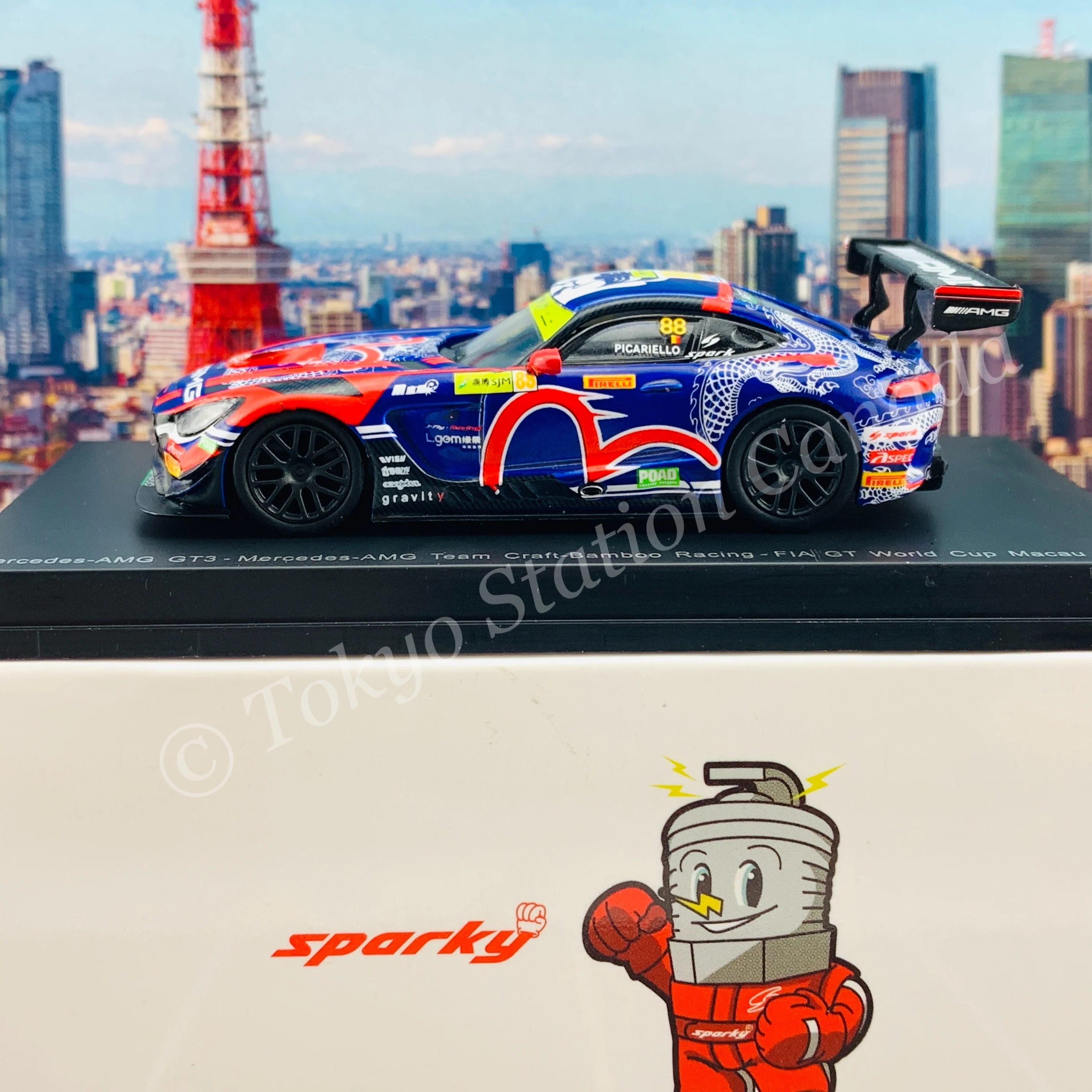 Sparky 1/64 MERCEDES-AMG GT3 NO.88 MERCEDES-AMG TEAM CRAFT-BAMBOO RACING FIA GT WORLD CUP MACAU 2019 ALESSIO PICARIELLO Y170 - Image 2