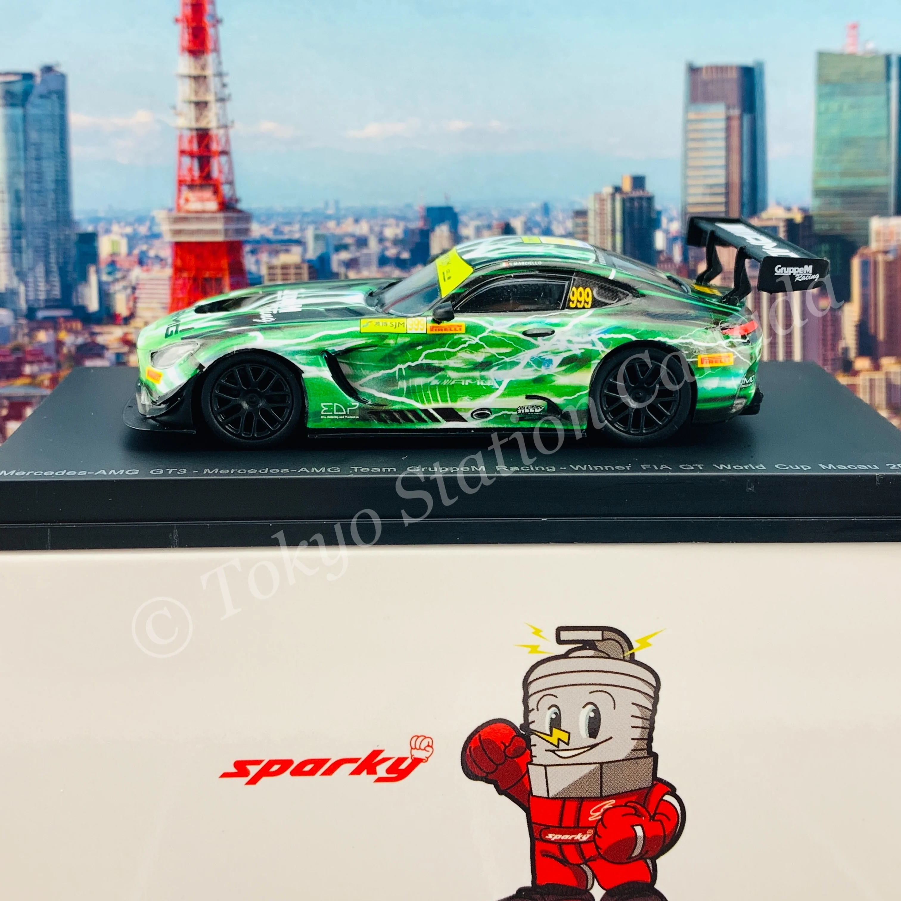 Sparky 1/64 MERCEDES-AMG GT3 NO.999 MERCEDES-AMG TEAM GRUPPEM RACING WINNER FIA GT WORLD CUP MACAU 2019 RAFFAELE MARCIELLO Y165 - Image 2