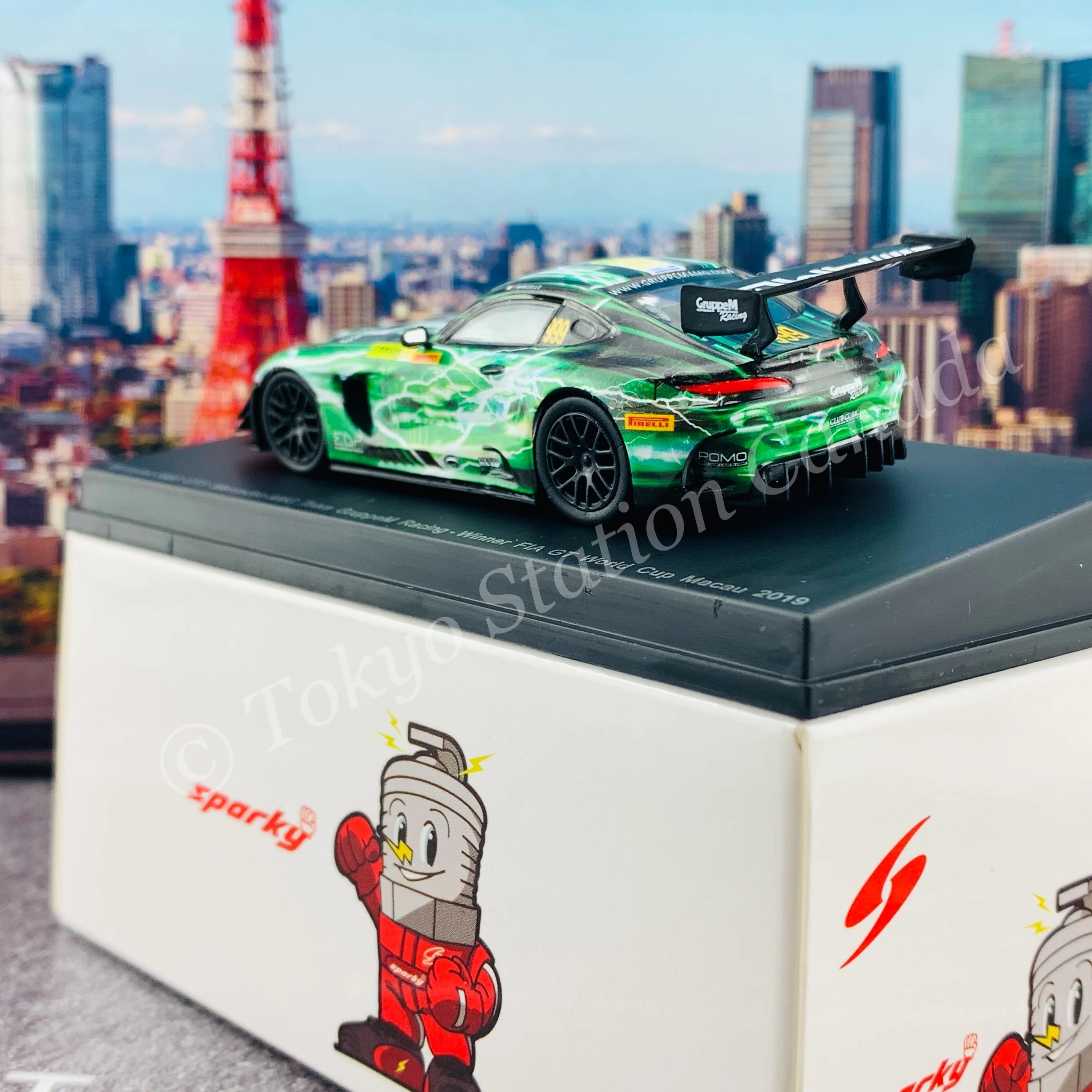 Sparky 1/64 MERCEDES-AMG GT3 NO.999 MERCEDES-AMG TEAM GRUPPEM RACING WINNER FIA GT WORLD CUP MACAU 2019 RAFFAELE MARCIELLO Y165 - Image 4