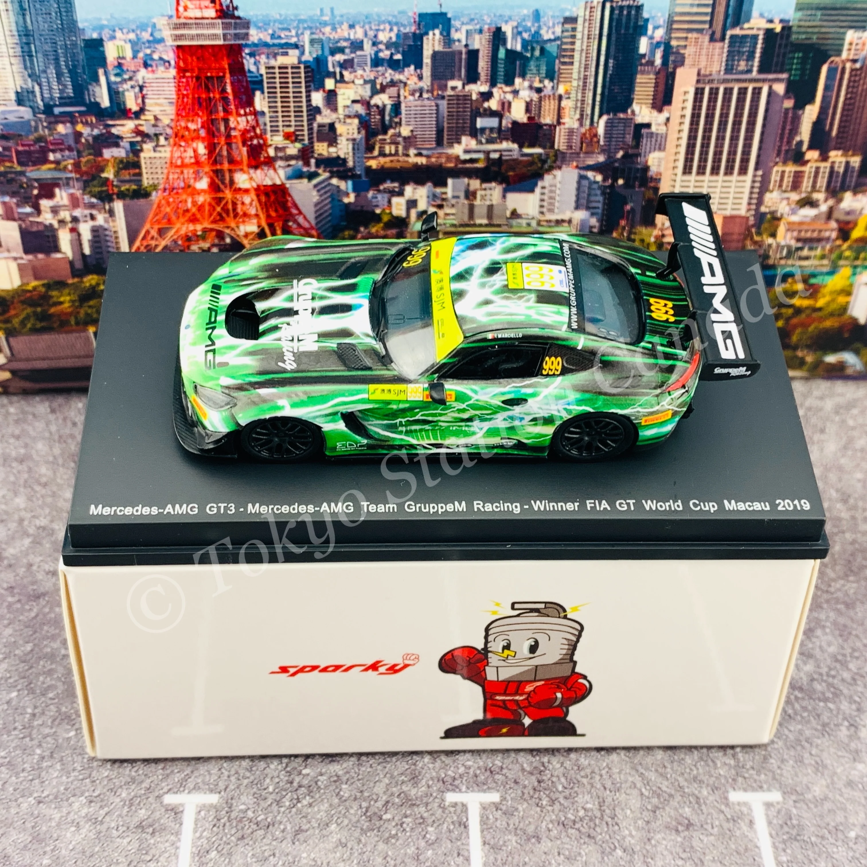 Sparky 1/64 MERCEDES-AMG GT3 NO.999 MERCEDES-AMG TEAM GRUPPEM RACING WINNER FIA GT WORLD CUP MACAU 2019 RAFFAELE MARCIELLO Y165 - Image 5