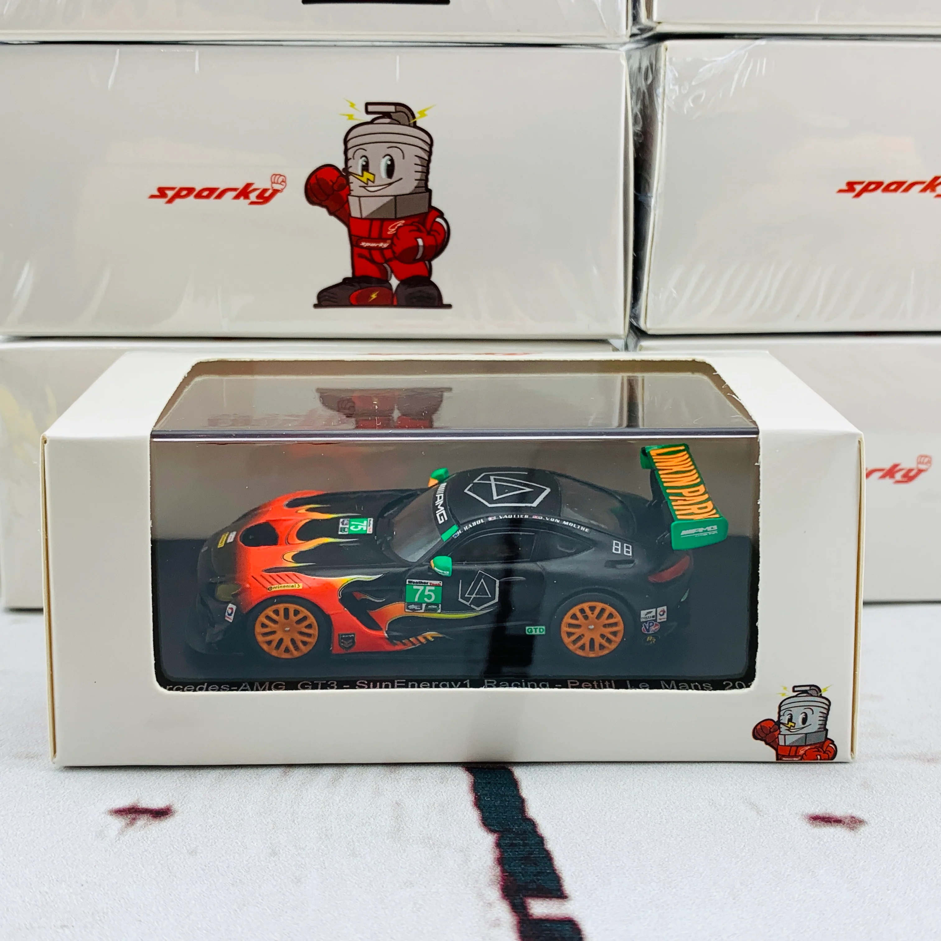 Sparky 1/64 Mercedes-AMG GT3 - SunEnergy1 Racing - Petitl Le Mans 2017 T. Vautier - K. Habul - D. von Moltke Y158 - Image 4