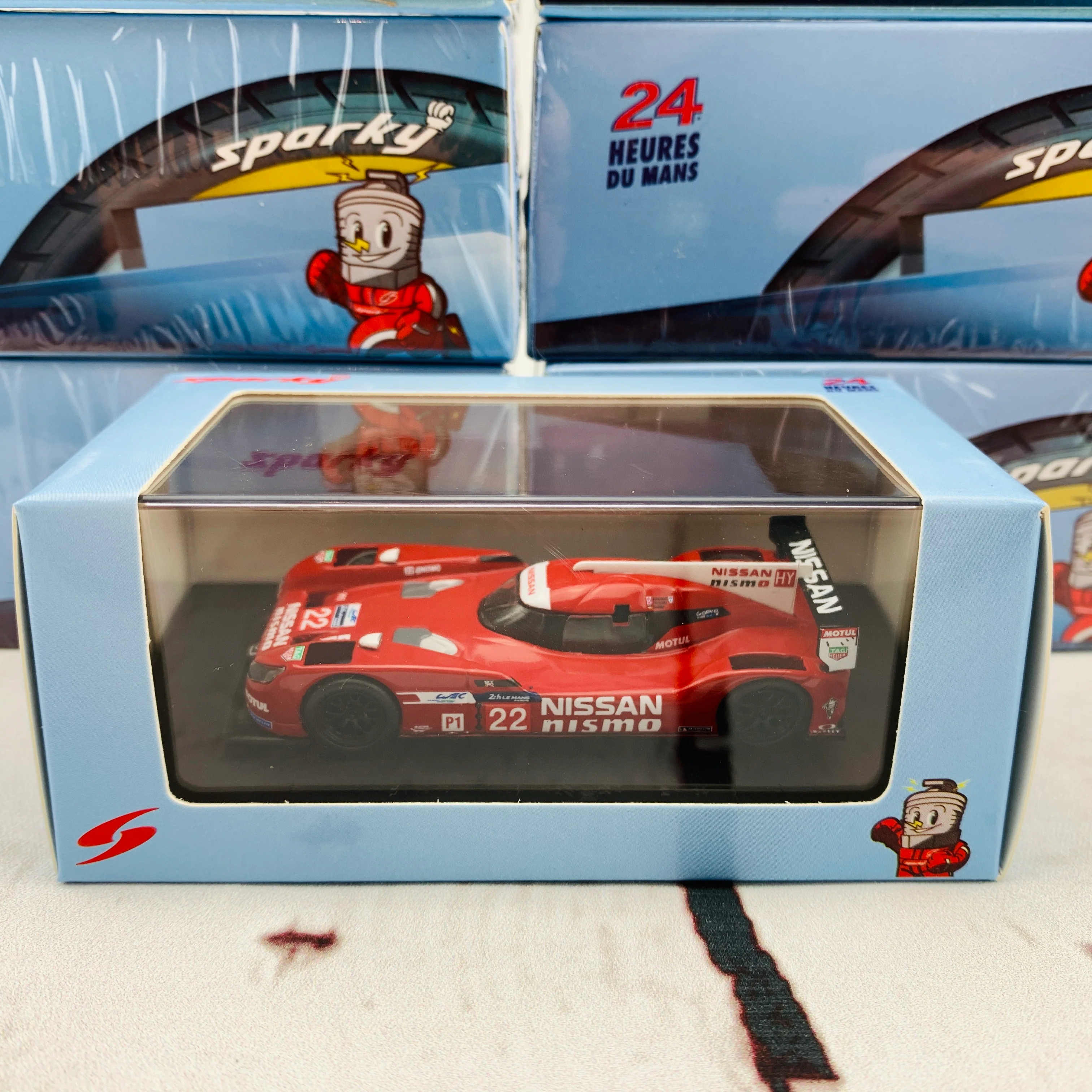 Sparky 1/64 NISSAN GT-R LM NISMO N.22 LMP1 LE MANS 2015 - H. TINCKNELL - M. KRUMM - A. BUNCOMBE Y098 - Image 4