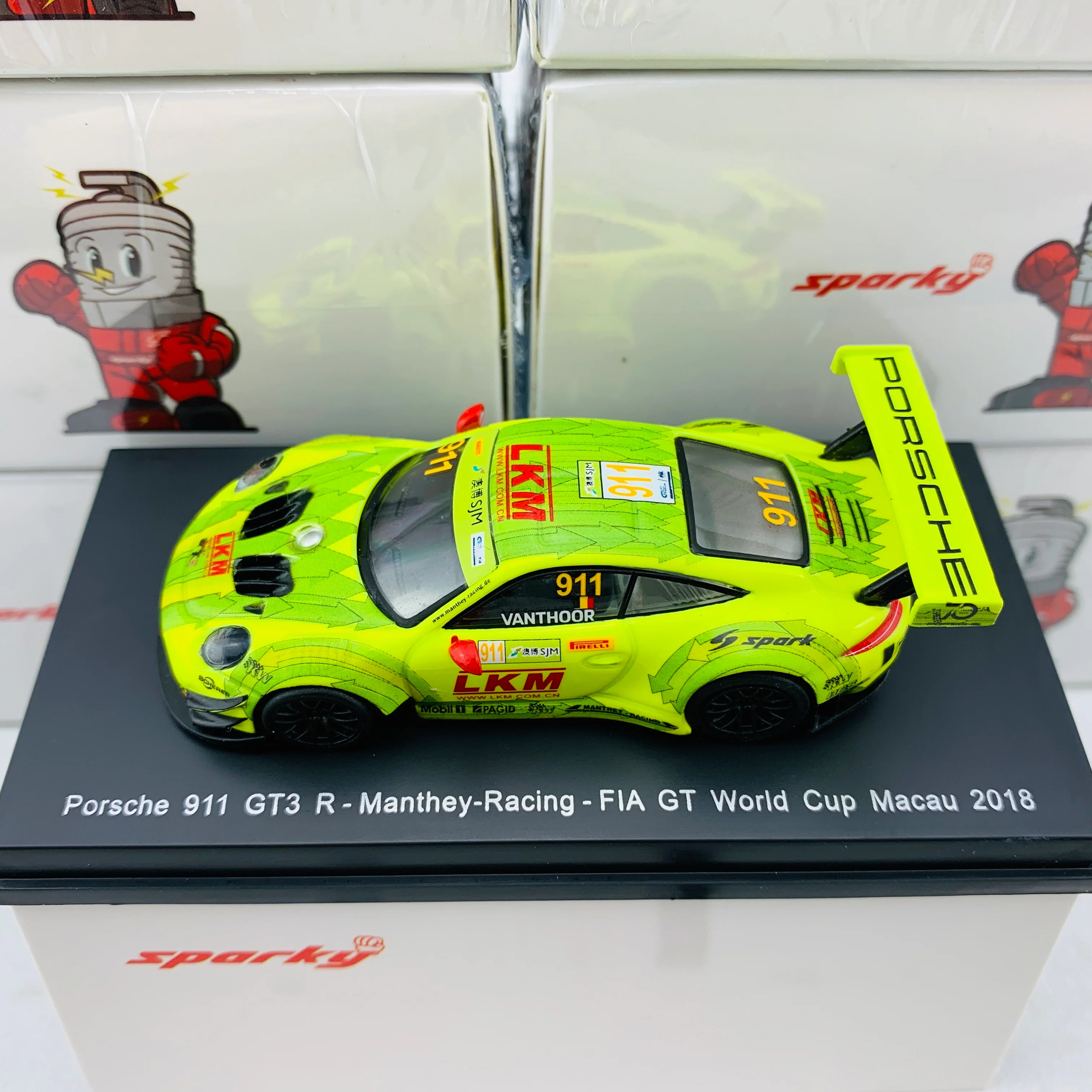 Sparky 1/64 PORSCHE 911 GT3 R NO.911 MANTHEY-RACING FIA GT WORLD CUP MACAU 2018 LAURENS VANTHOOR Y127 - Image 3