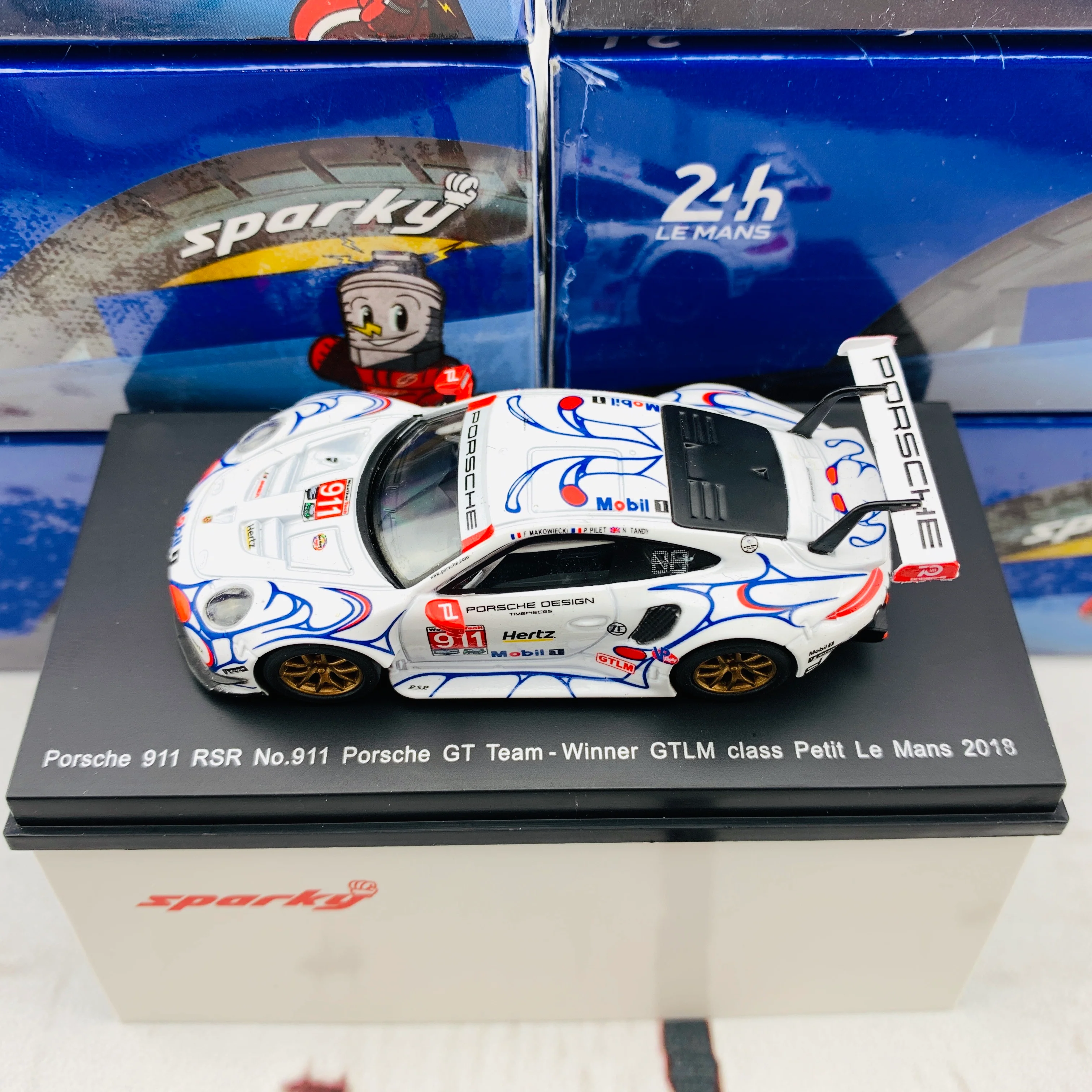 Sparky 1/64 PORSCHE 911 RSR NO.911 PORSCHE GT TEAM WINNER GTLM CLASS PETIT LE MANS 2018 P. PILET - N. TANDY - F. MAKOWIECKI Y135 - Image 3