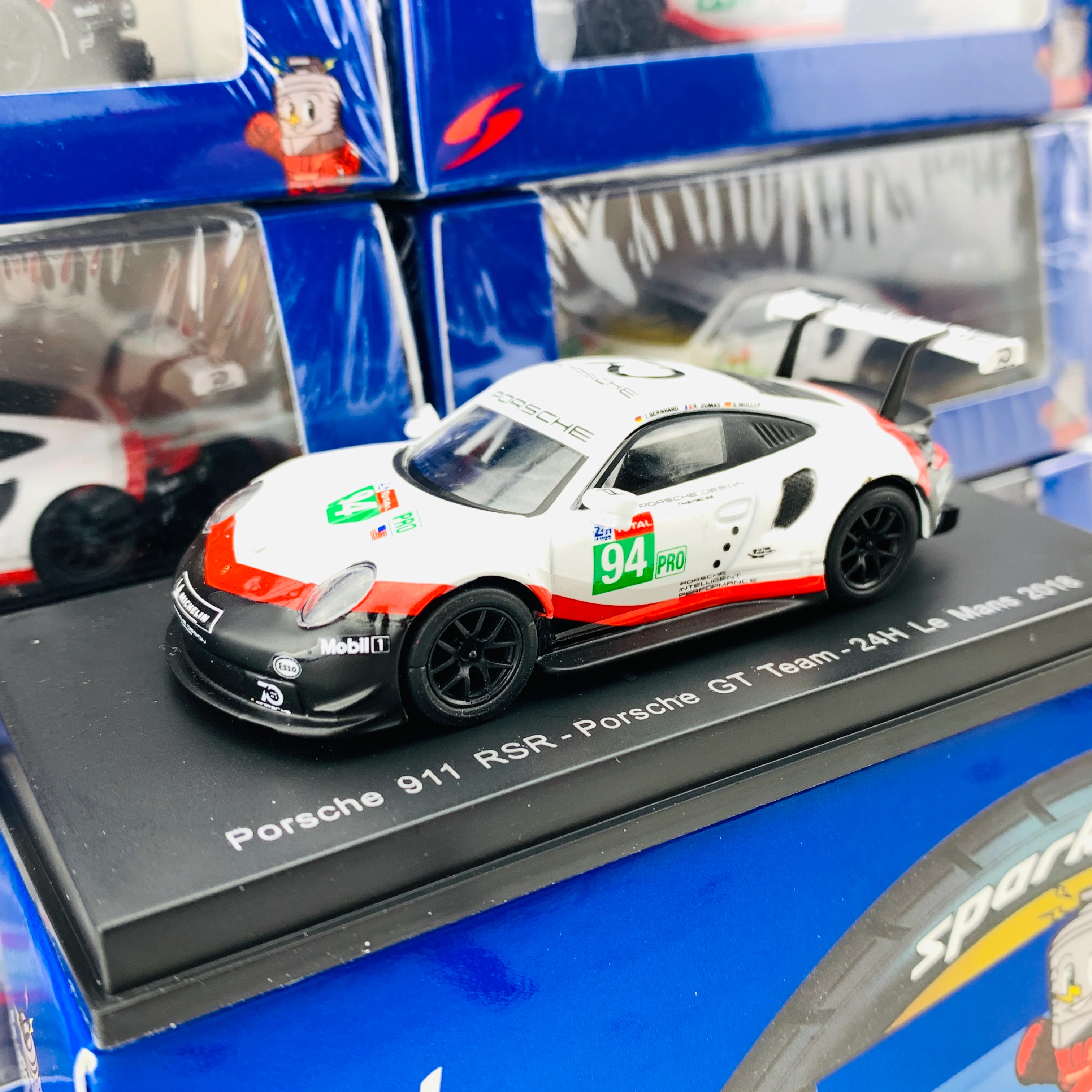 Sparky 1/64 PORSCHE 911 RSR NO.94 PORSCHE GT TEAM 24H LE MANS 2018 R. DUMAS - T. BERNHARD - S. MÜLLER Y125 - Image 3