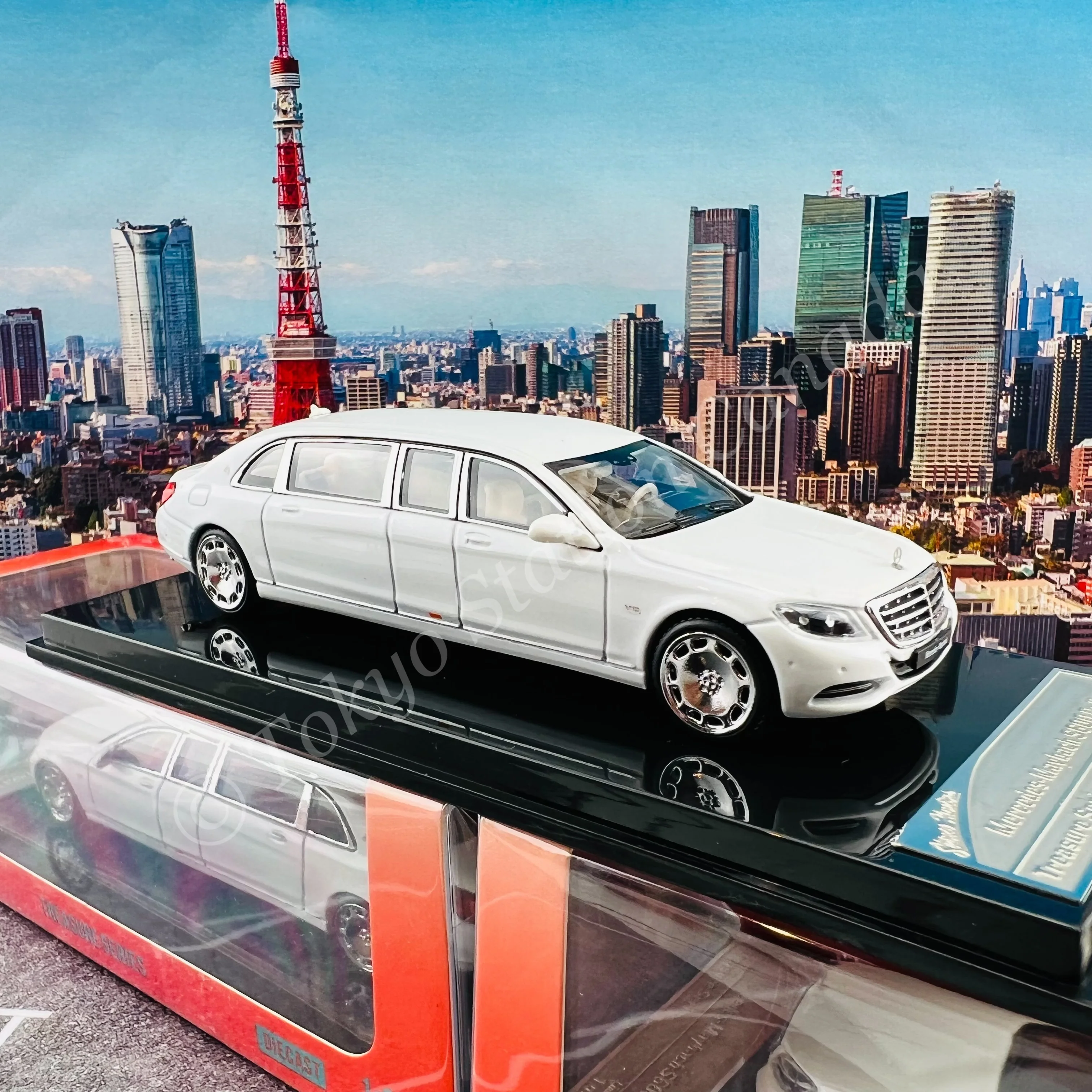 Stance Hunters 1/64 Mercedes Maybach S600 Pullman WHITE - Image 5