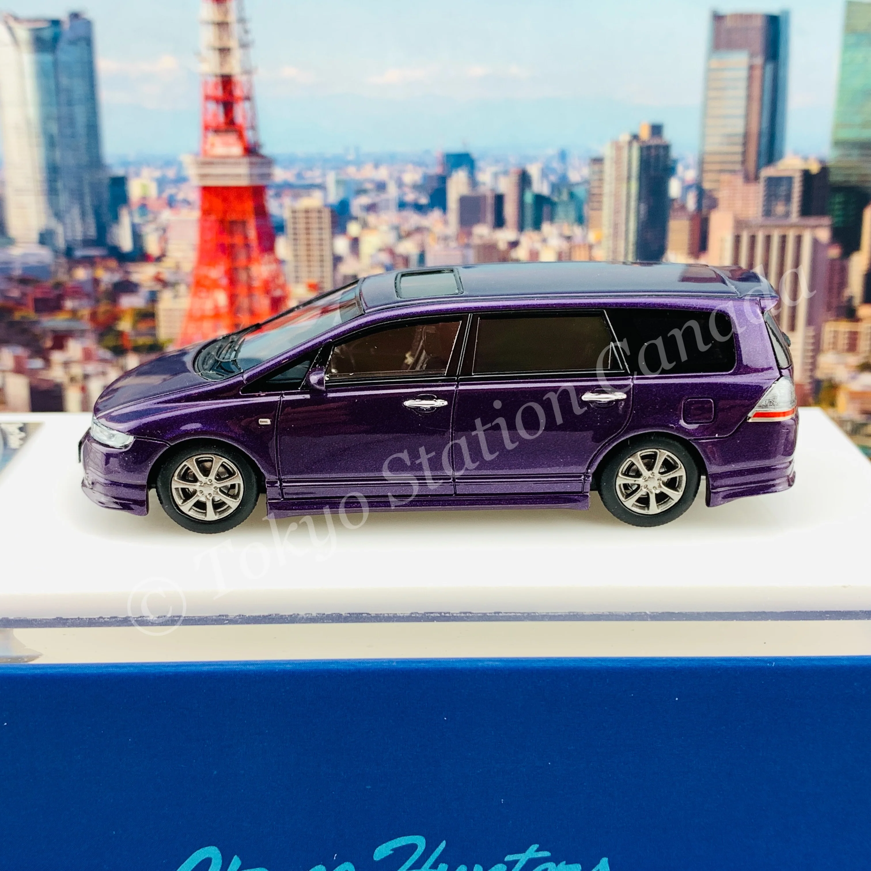 Stance Hunters 1/64 RESIN Honda Odyssey PURPLE - Image 3