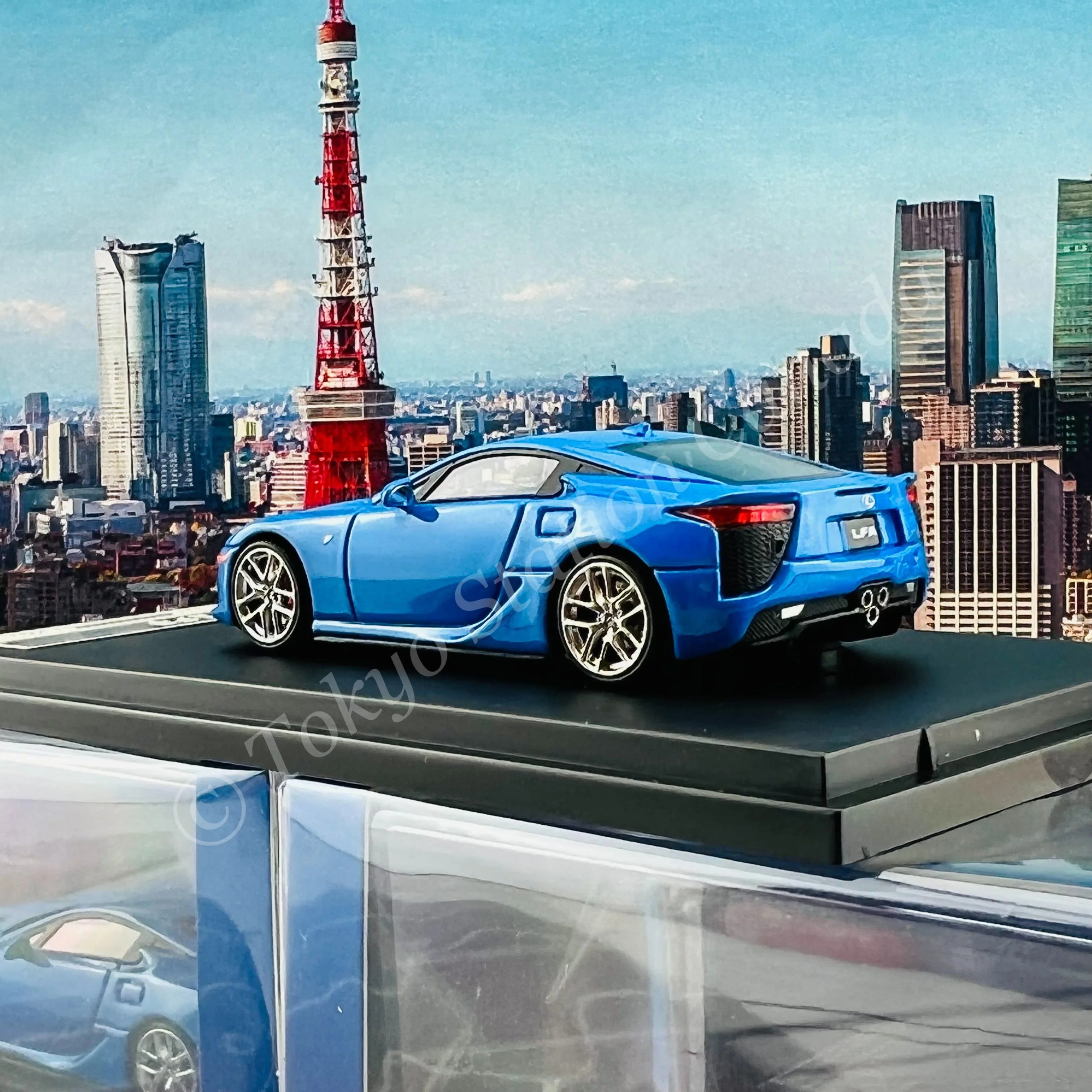 Stance Hunters RESIN 1/64 LFA Pearl Blue - Image 4