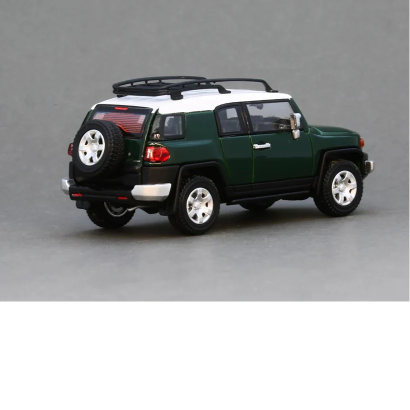 Stance Hunters x Model 1 1/64 Toyota FJ Cruiser XJ10 Army Green LHD C33191 - Image 2