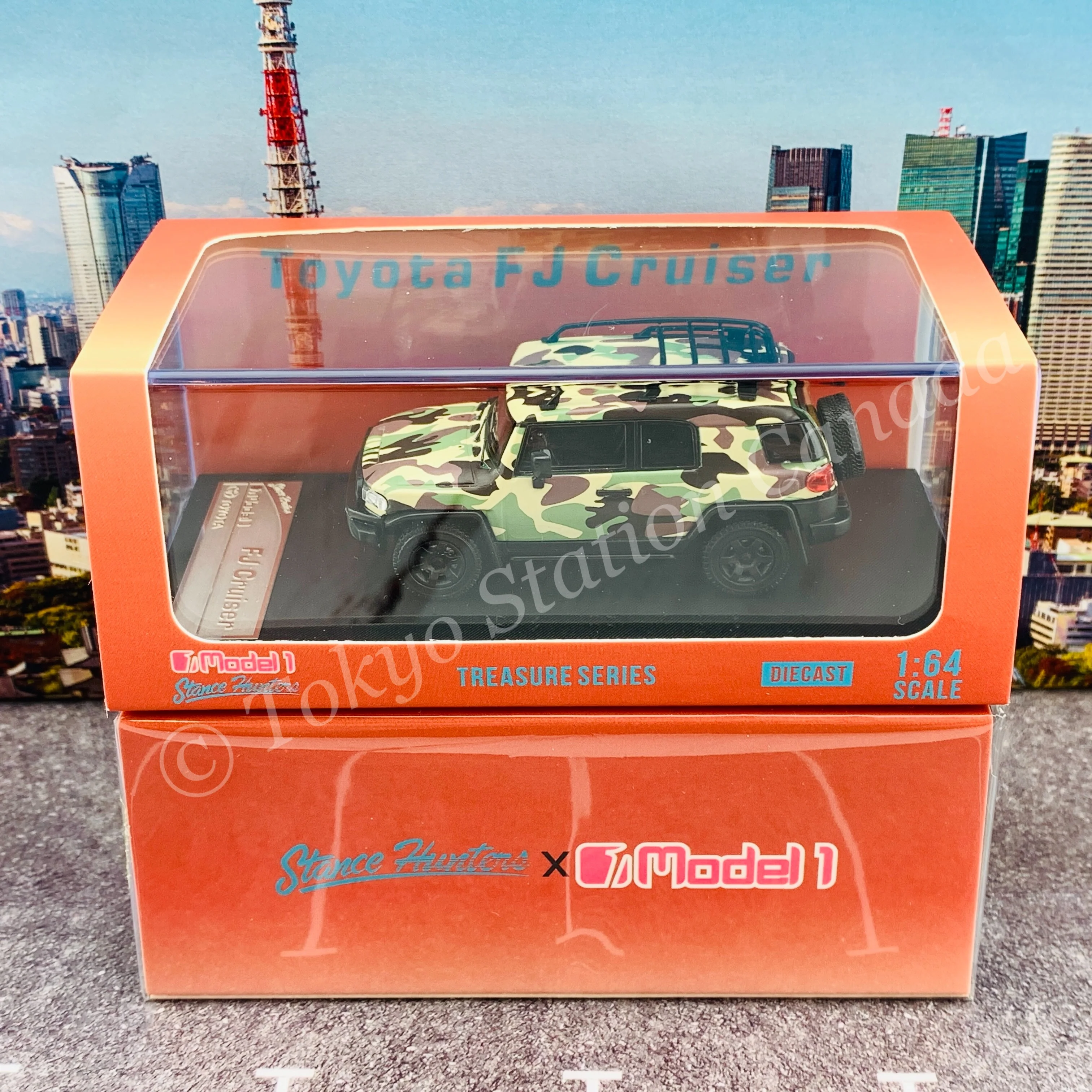 Stance Hunters x Model 1 1/64 Toyota FJ Crusier XJ10 Camouflage Green LHD C33196 - Image 6