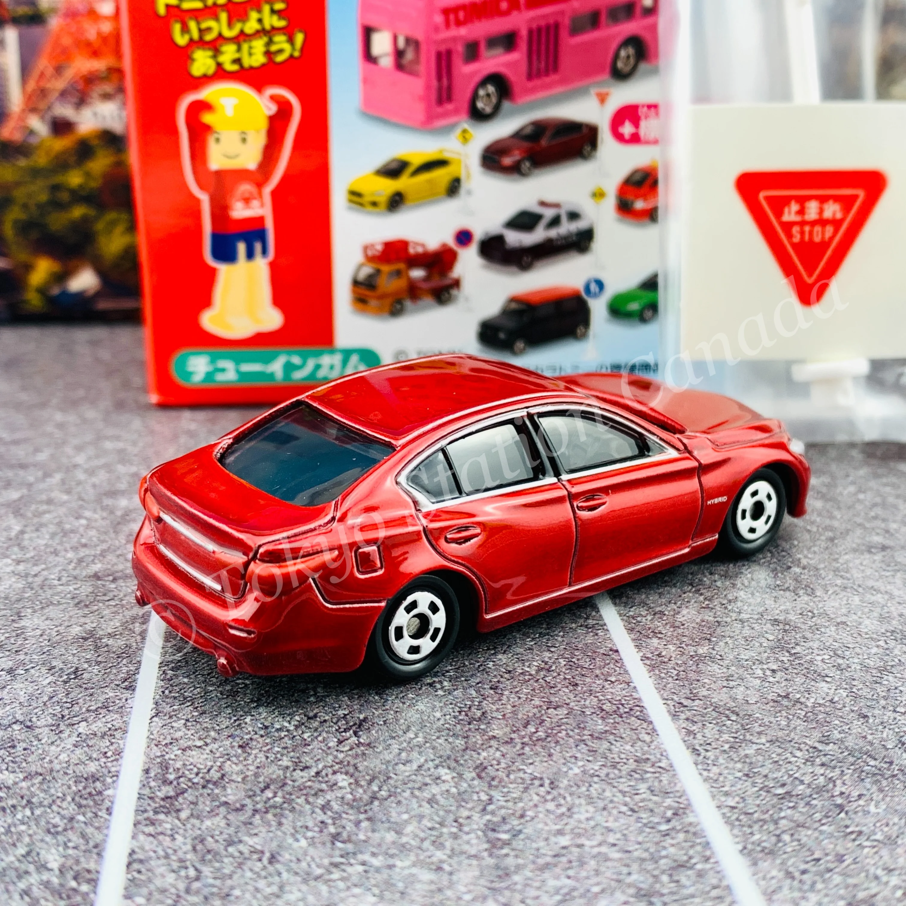 TAKARA TOMY A.R.T.S TOMICA Sign Set #4 - Nissan Skyline with a road sign stand - Image 3
