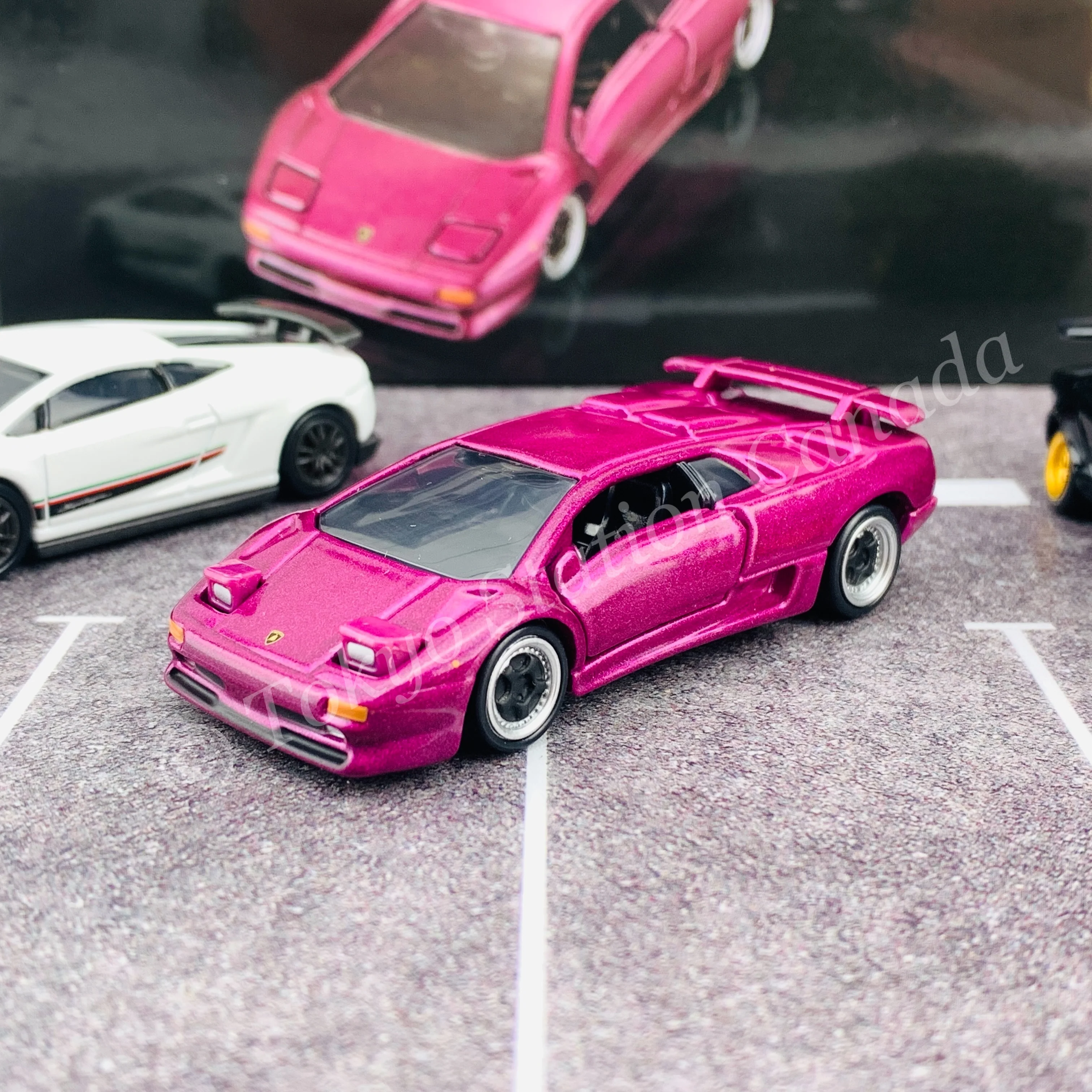 TAKARA TOMY MALL Original Tomica Premium Lamborghini 3 Models 4904810170754 - Image 2