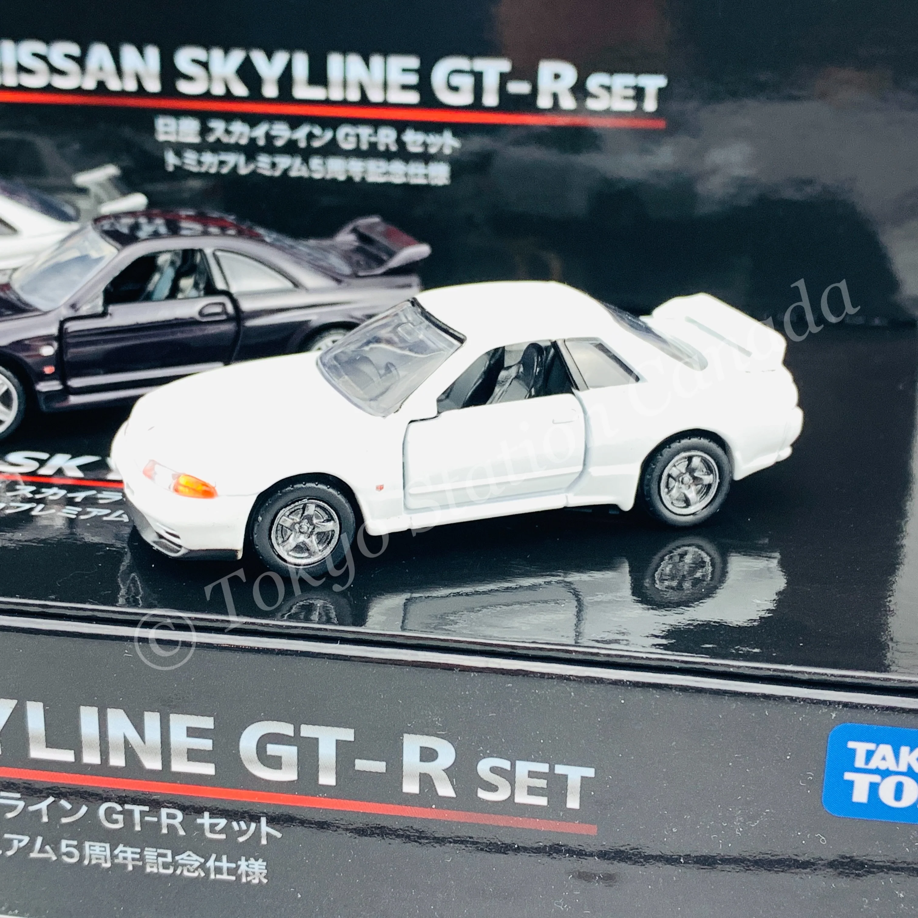 TAKARA TOMY MALL Original Tomica Premium Nissan Skyline GTR Set Tomica Premium 5th Anniversary Specification 4904810131885 - Image 4