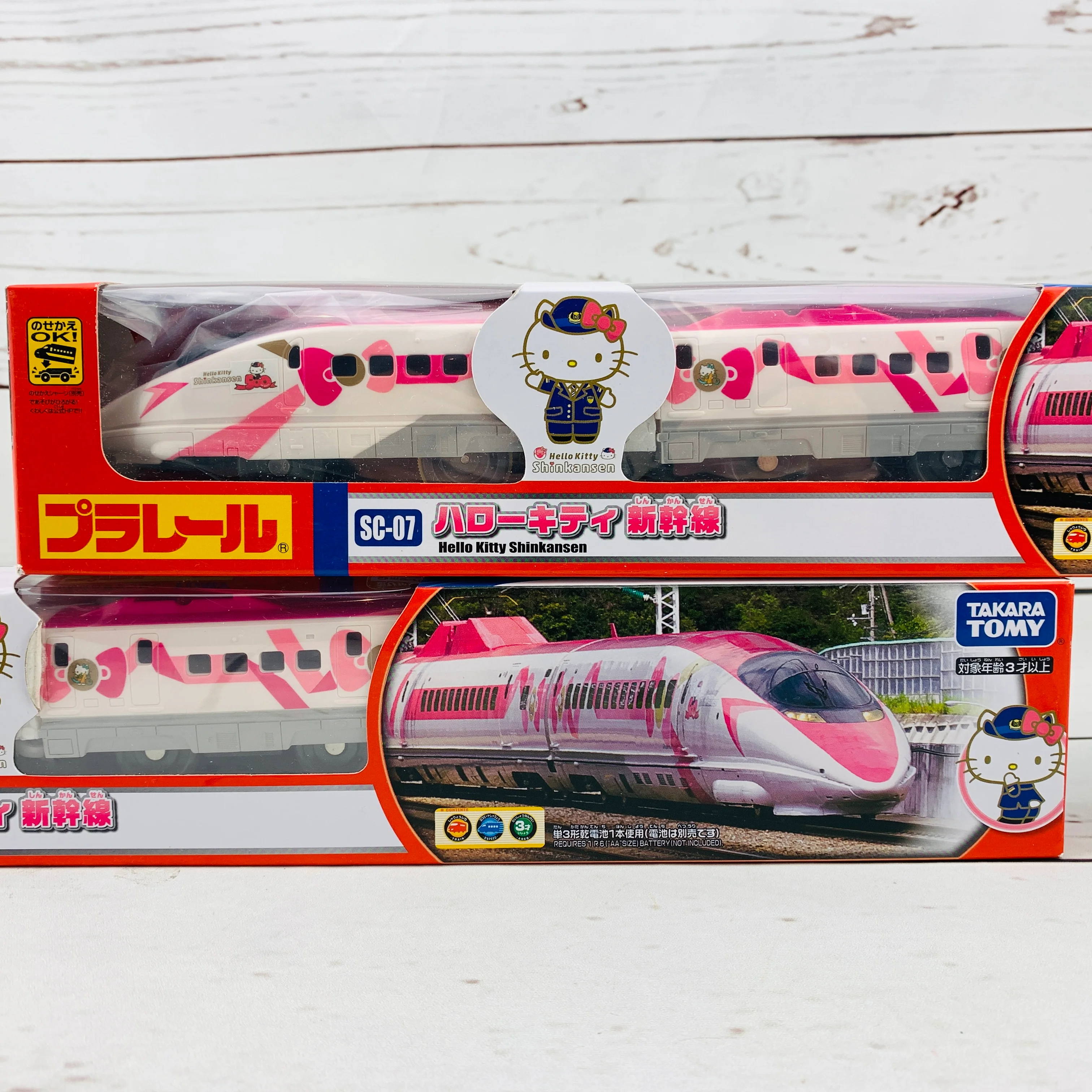 TAKARA TOMY PLARAIL HELLO KITTY Shinkansen SC-07 - Image 2