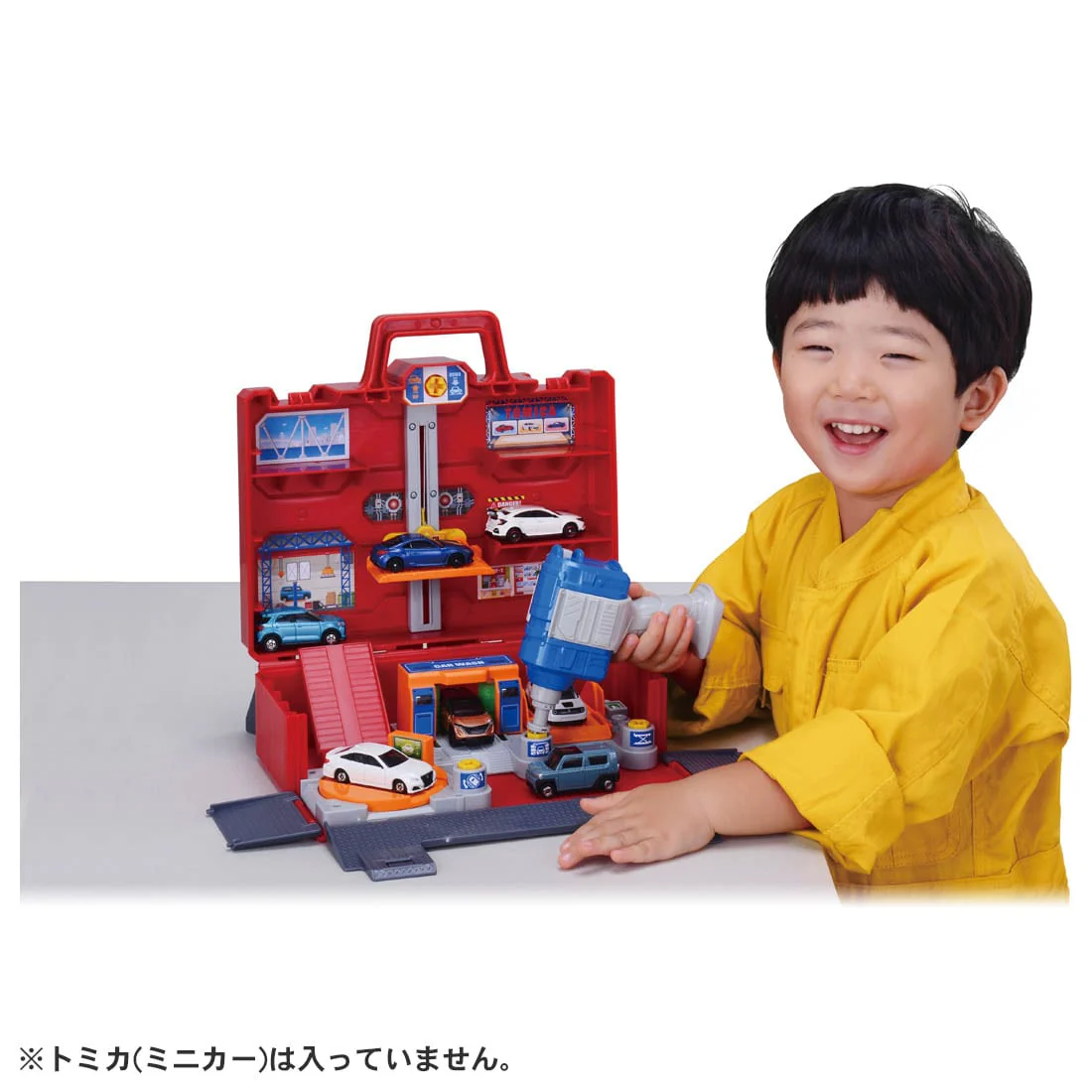TAKARA TOMY Tomica World Tomica Maintenance Base Box 4904810186670 - Image 7